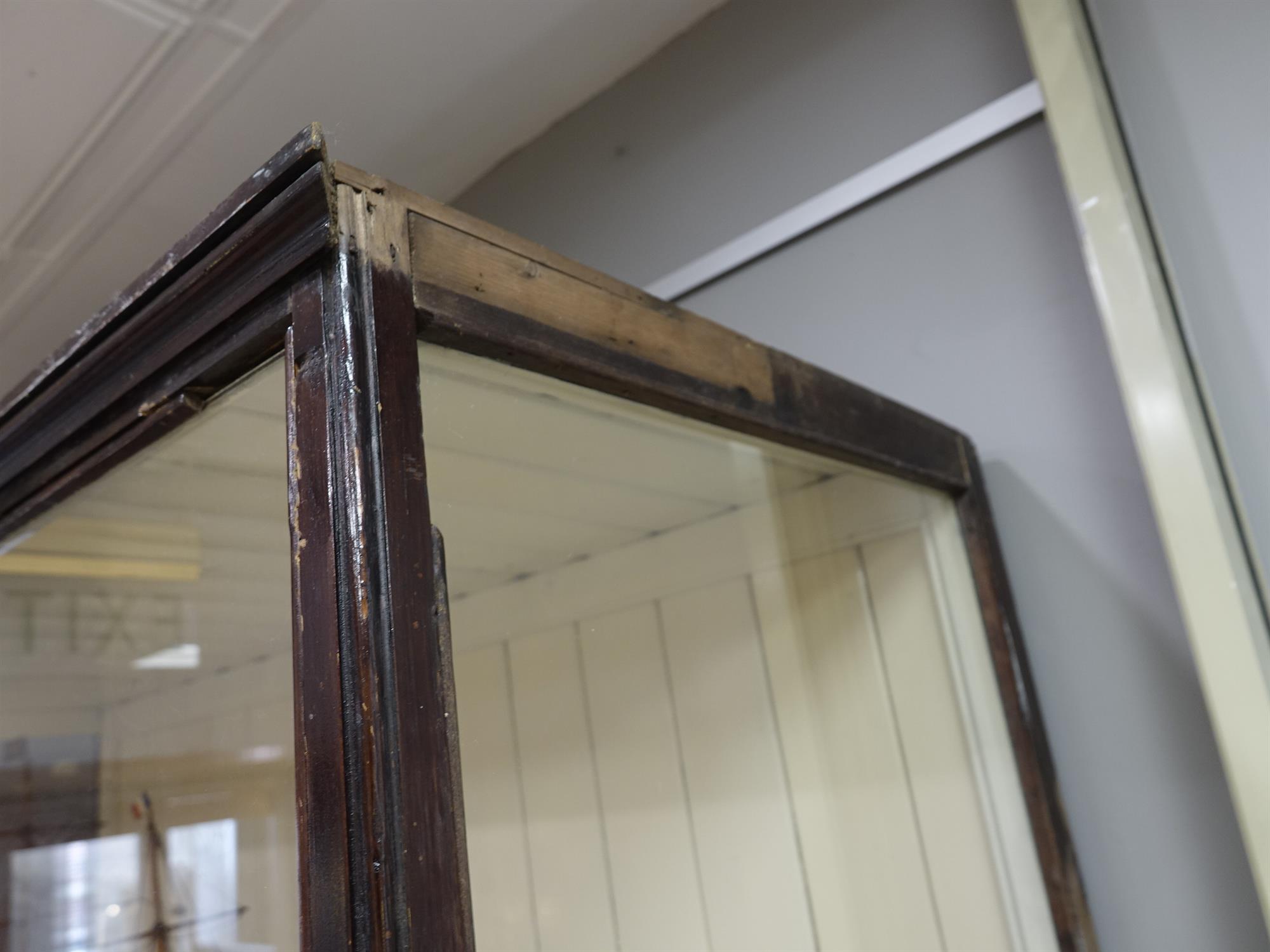 A LARGE FULL HULL THREE-MAST SHIP MODEL, LATE 19TH CENTURY contained within a glazed case, - Image 17 of 24