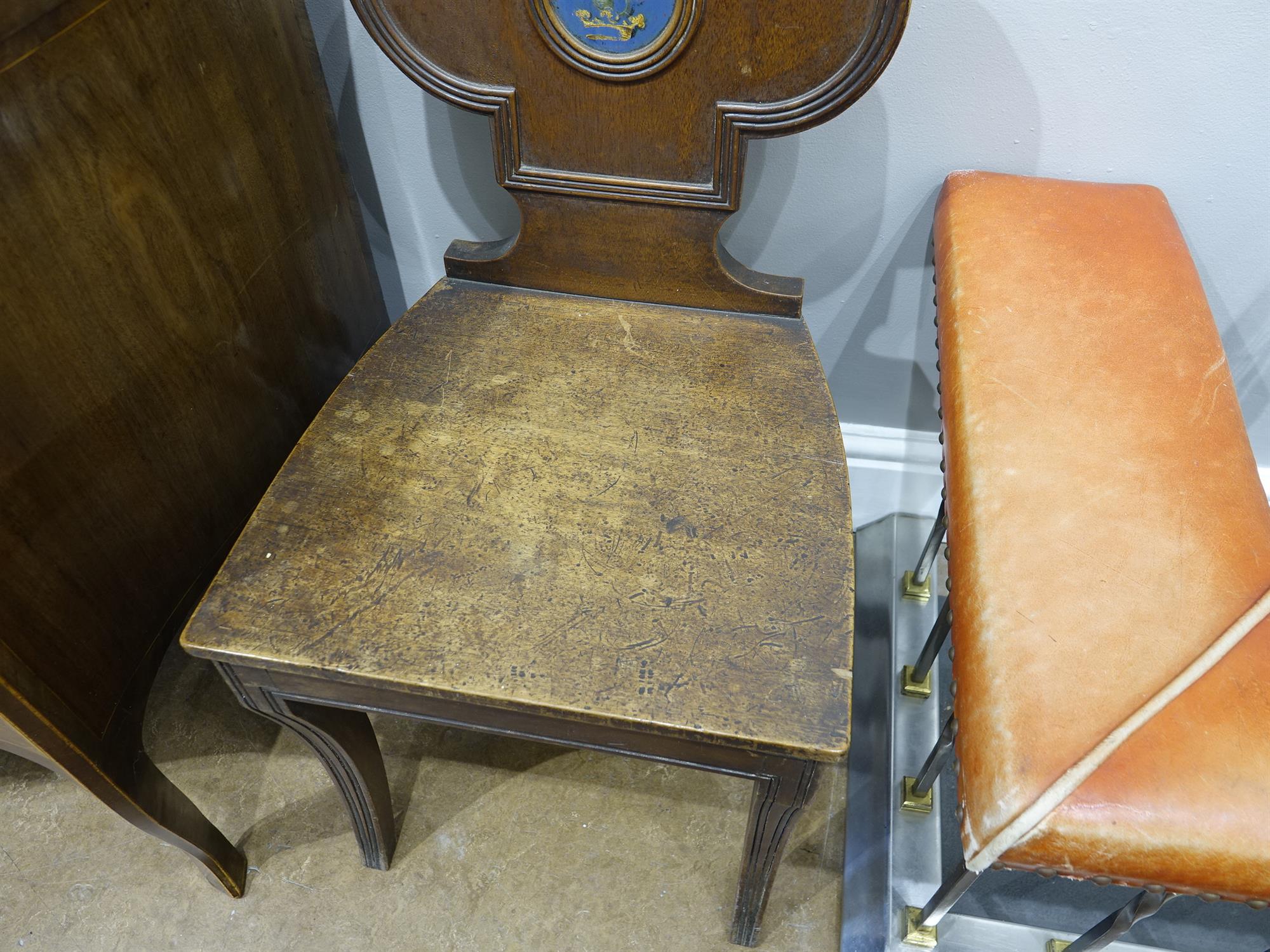 A PAIR OF REGENCY MAHOGANY HALL CHAIRS, each quatrefoil back with brass rope-twist handles - Image 11 of 15