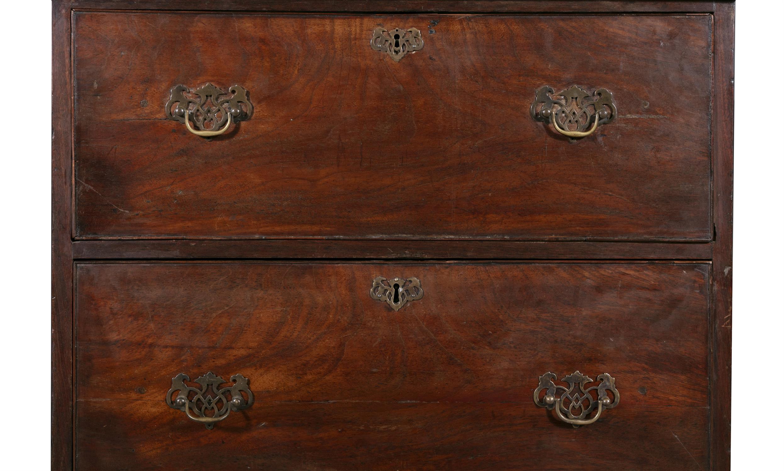 A GEORGE III MAHOGANY SECRETAIRE CHEST of upright rectangular form fitted with fall-front - Image 3 of 5