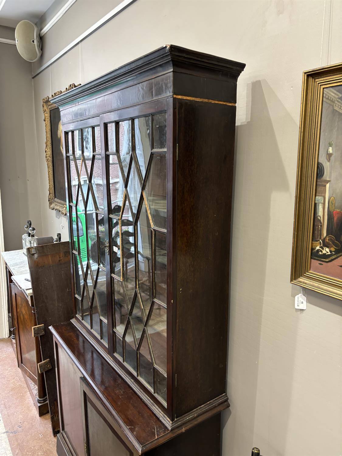 A GEORGE III MAHOGANY TWO-DOOR BOOKCASE, the rectangular top with cavetto cornice over twin - Image 6 of 11