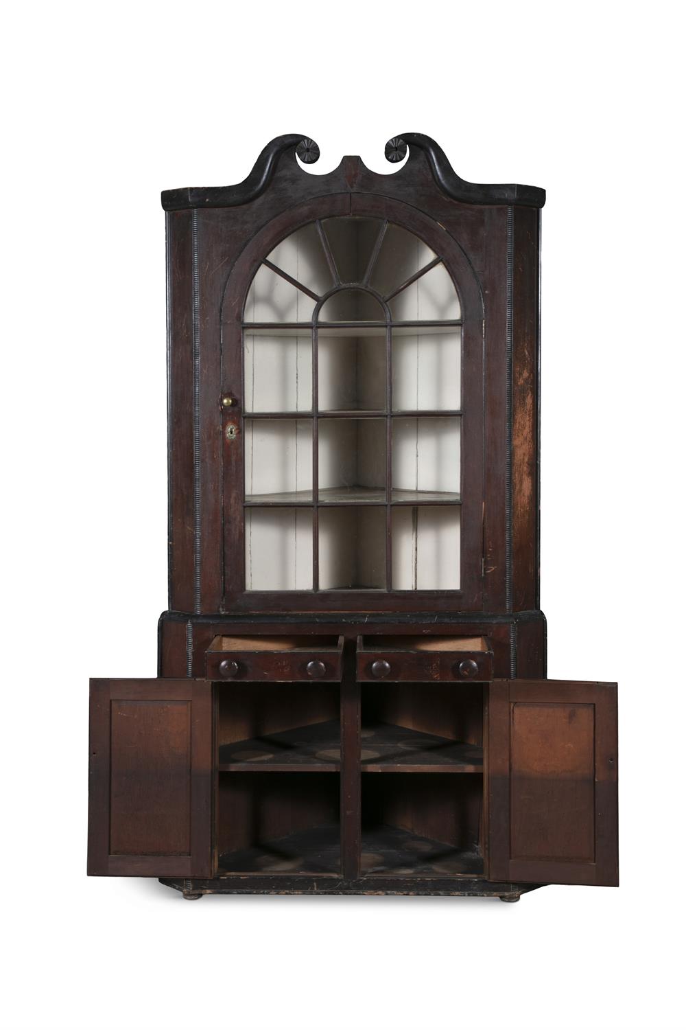 A CHIPPENDALE EBONISED AND STAINED HARDWOOD CORNER CABINET, PHILADEPHIA, CIRCA 1800, - Image 3 of 5