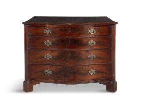 A GEORGE III MAHOGANY SERPENTINE CHEST OF FOUR DRAWERS, C.1760 with moulded rim,