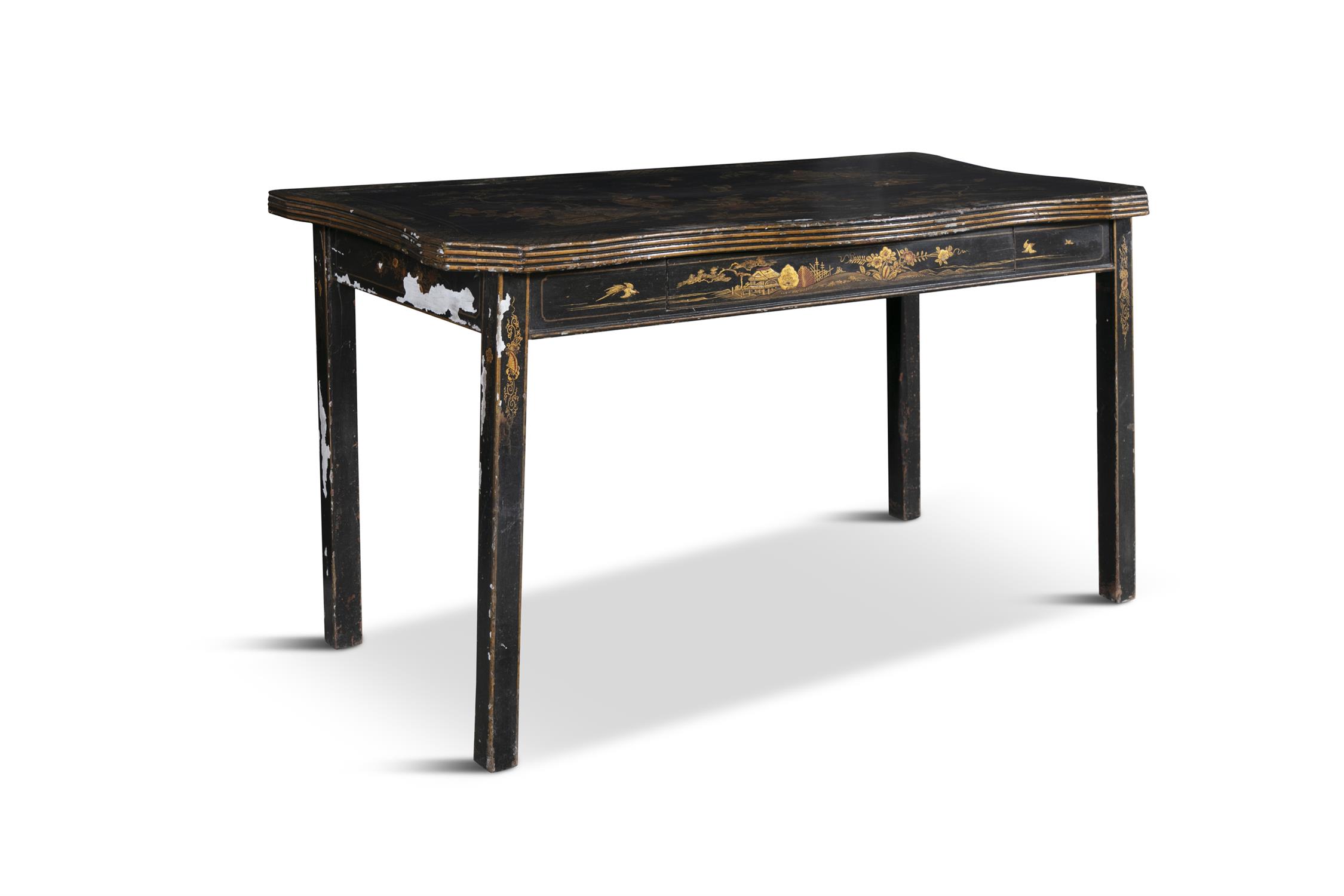 A GEORGE III JAPANNED SERPENTINE SIDE TABLE, LATE 18TH CENTURY, the top decorated depicting - Image 2 of 13