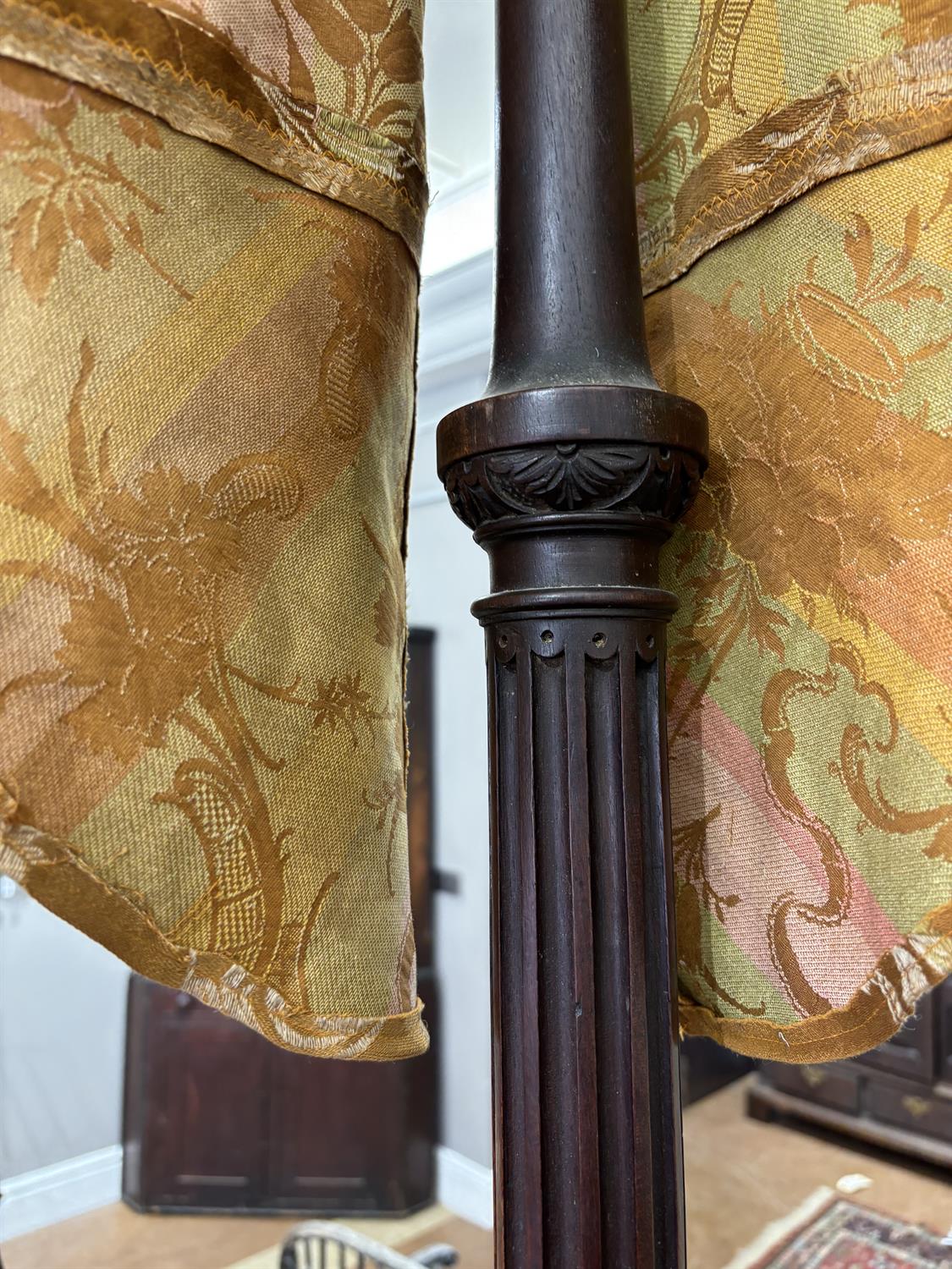 A CHIPPENDALE FOUR POSTER BED, PHILADELPHIA, CIRCA 1775 the stop-fluted front posts above - Image 38 of 39