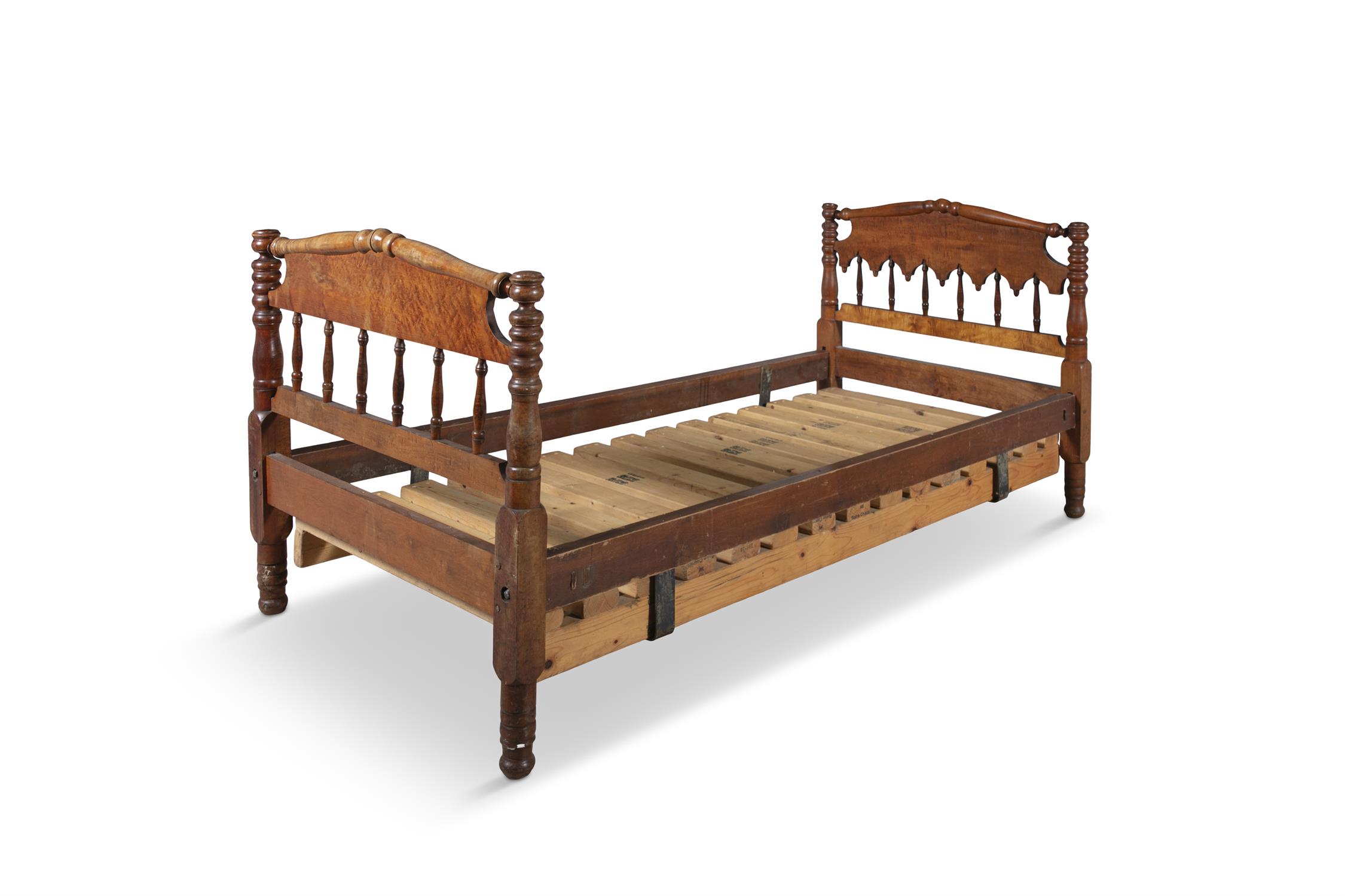 A PAIR OF MAPLE SINGLE BEDS, PHILADELPHIA, 19TH CENTURY 92cm high, 99cm wide, 210cm long - Image 3 of 5