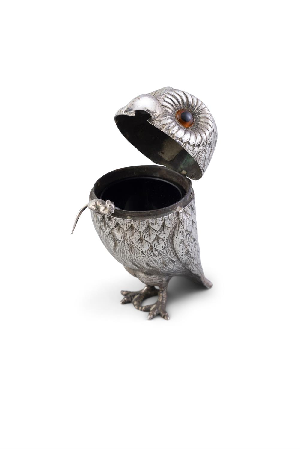 A SILVER OWL MUSTARD POT London 1958, mark of Heming & Co Ltd, spoon with mark of William - Image 4 of 6