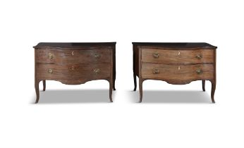 *A PAIR OF GEORGE III MAHOGANY, ROSEWOOD BANDED AND BOXWOOD LINE INLAID SERPENTINE COMMODES, C.