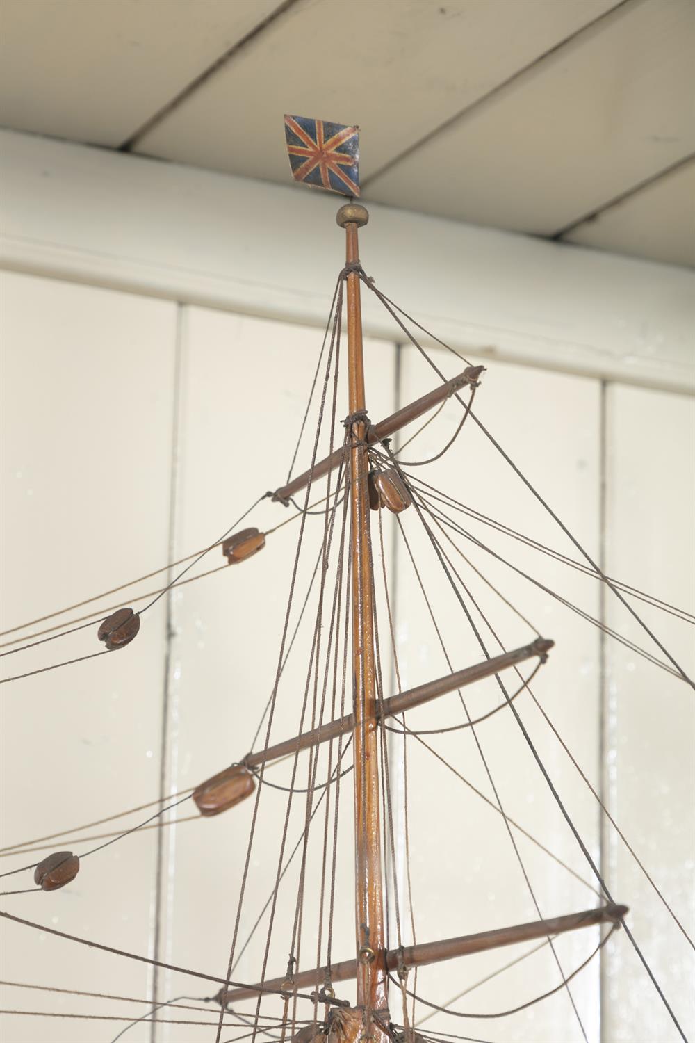 A LARGE FULL HULL THREE-MAST SHIP MODEL, LATE 19TH CENTURY contained within a glazed case, - Image 8 of 24