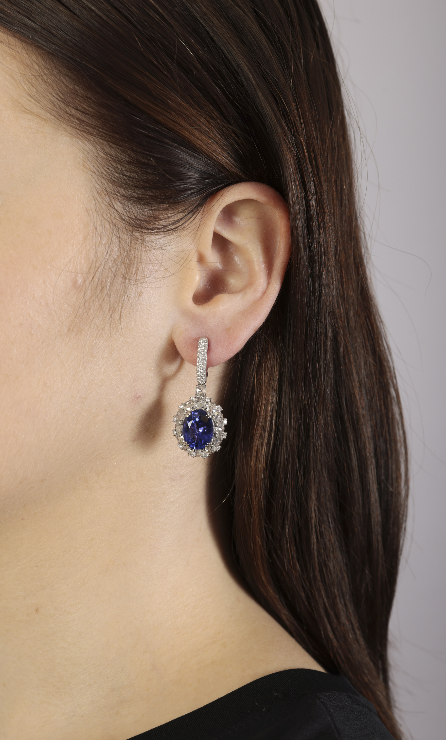A PAIR OF TANZANITE AND DIAMOND PENDENT EARRINGS Each oval-shaped tanzanite weighing approximately - Image 3 of 3