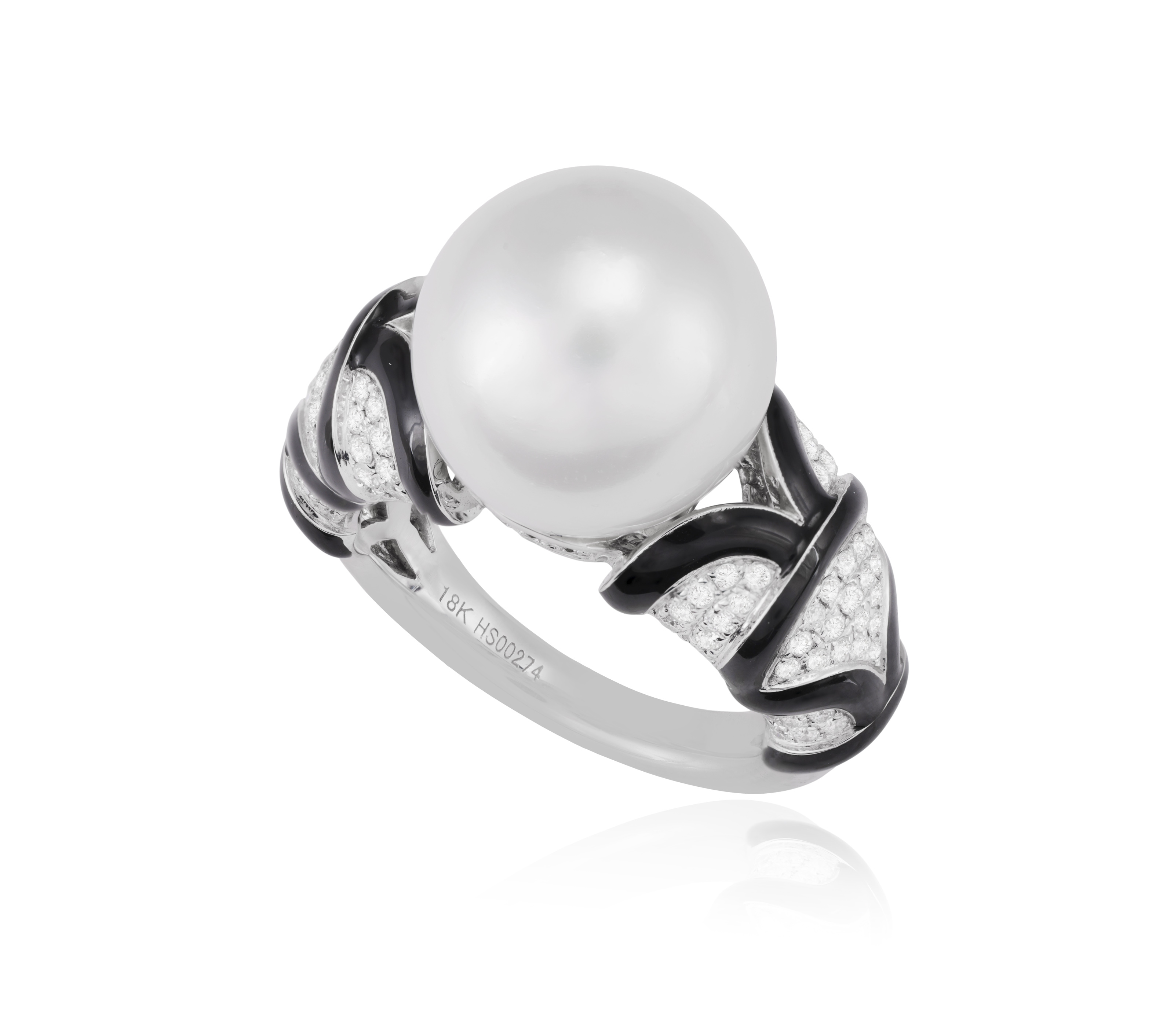 A CULTURED PEARL, ENAMEL AND DIAMOND DRESS RING Centring a cultured pearl of white tint measuring