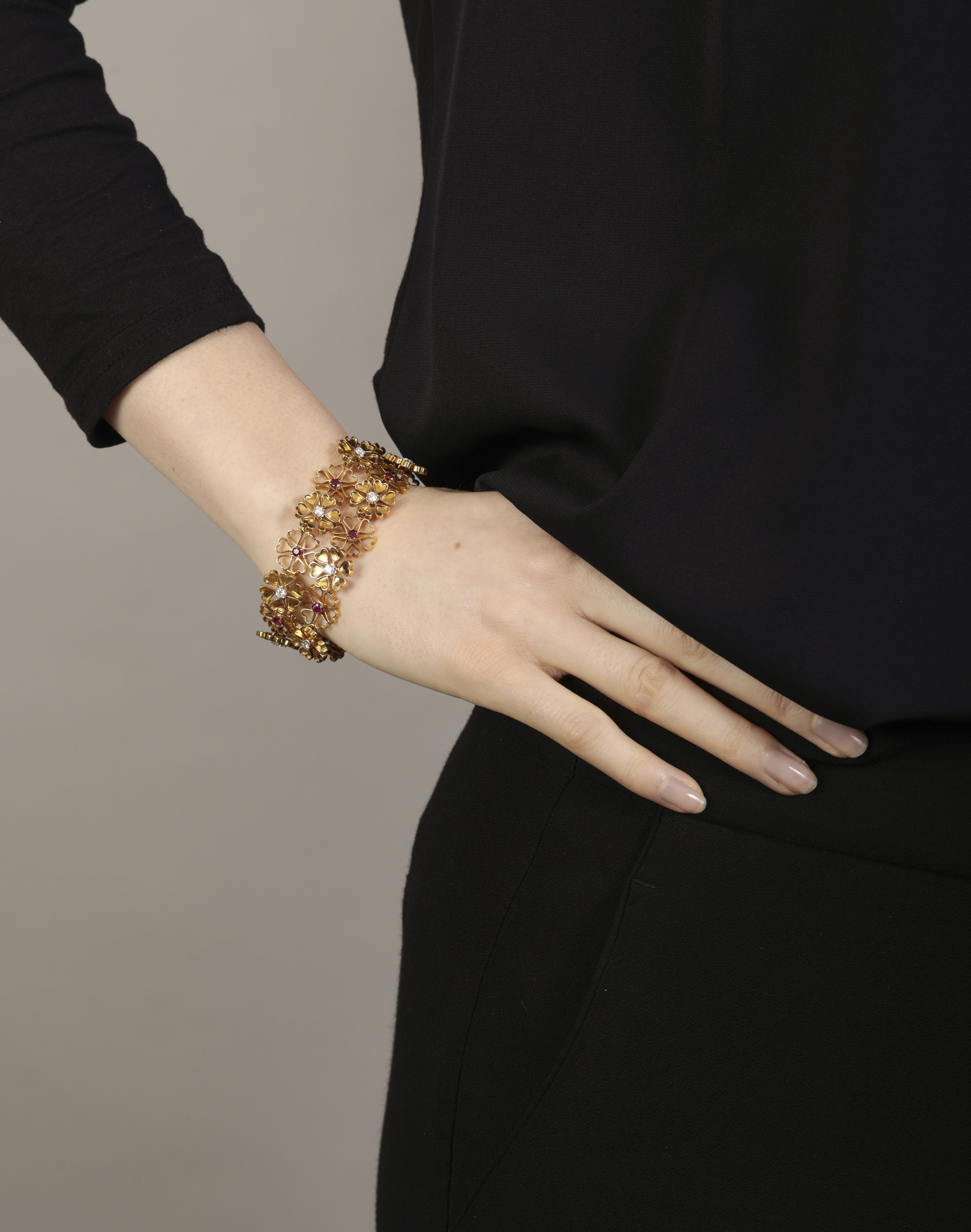 A RUBY AND DIAMOND BRACELET, BY PÉRY & FILS Of openwork design, composed of flowerheads - Image 3 of 5