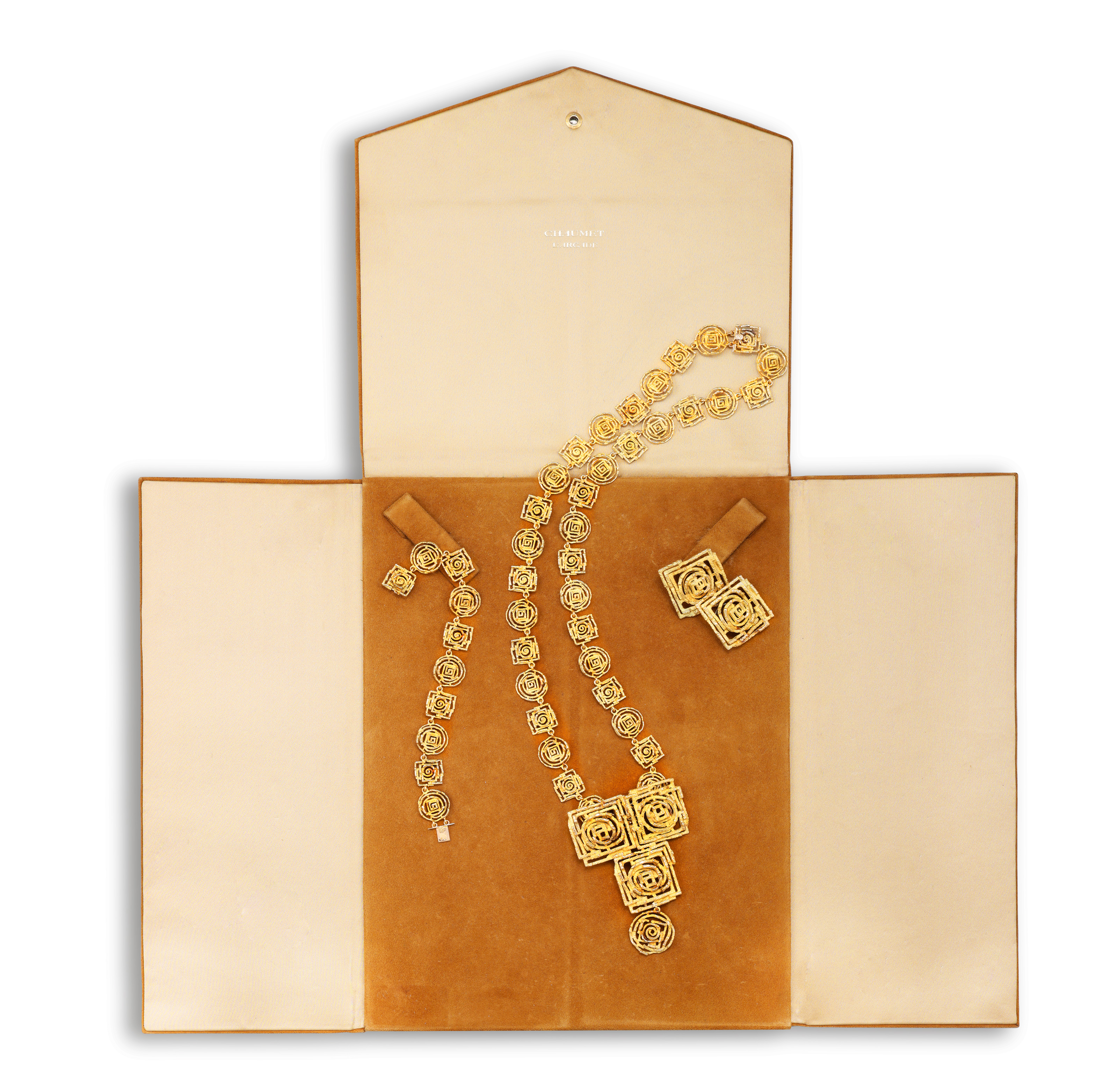 AN 18K GOLD NECKLACE, BRACELET, BROOCH AND EARCLIPS EN SUITE, BY CHAUMET, CIRCA 1970 Each composed