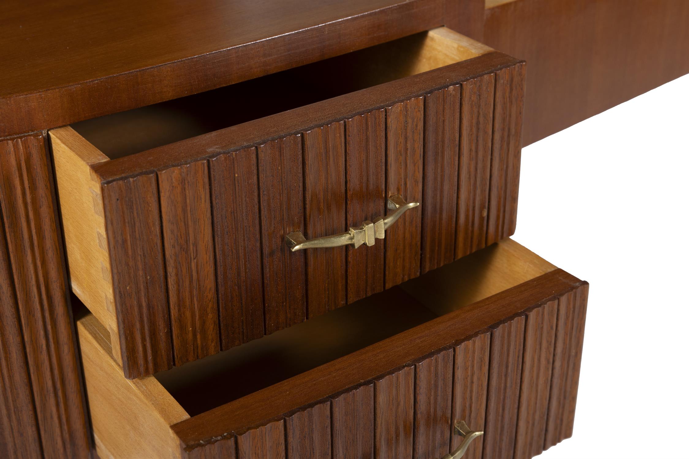 PAOLO BUFFA (1903 - 1970) A mahogany dressing table by Paolo Buffa for Ducrot with maple interior - Image 8 of 10