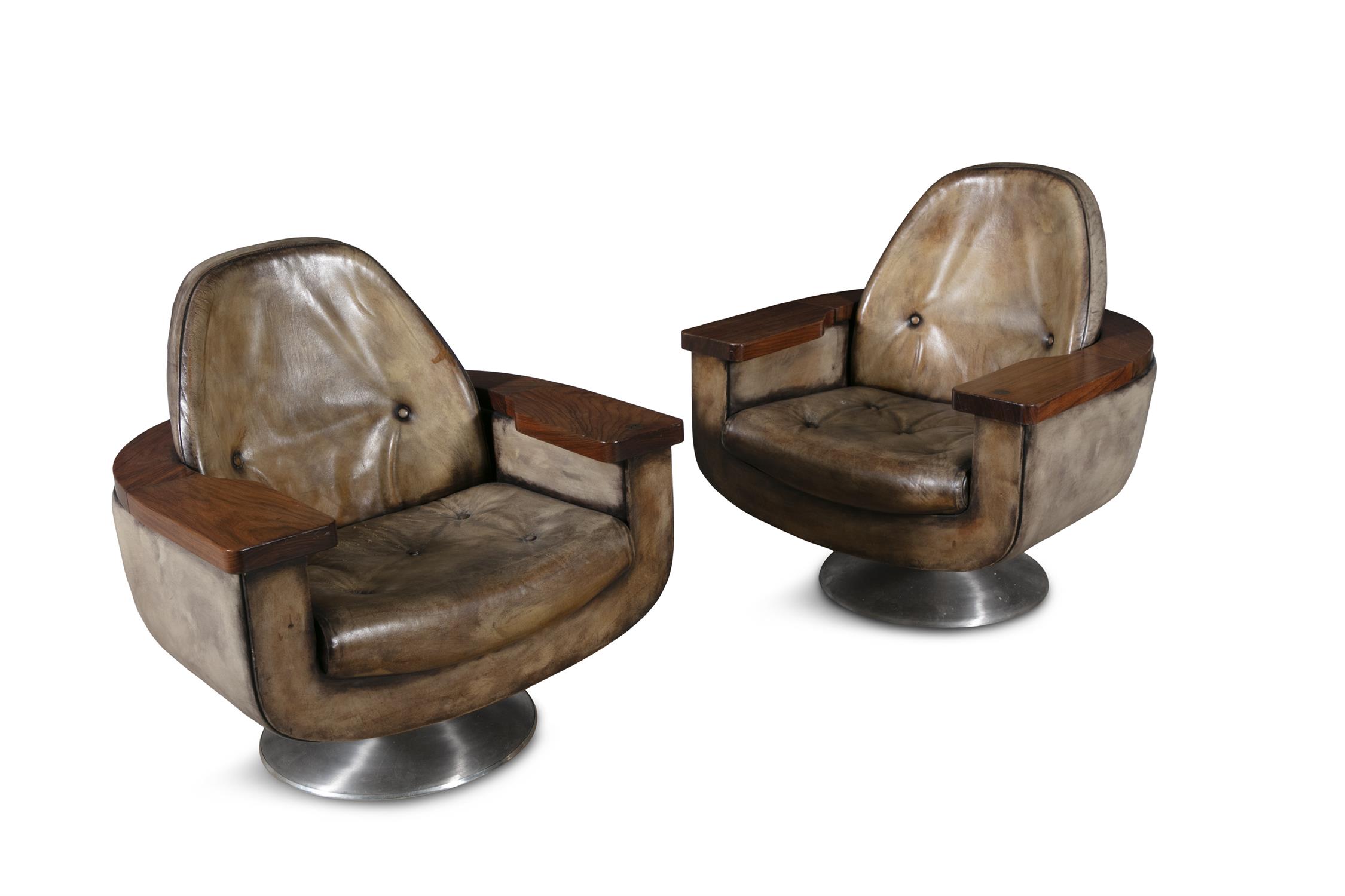 PETER HOYTE A pair of armchairs by Peter Hoyte in rosewood and leather, on a brushed aluminium - Image 3 of 9