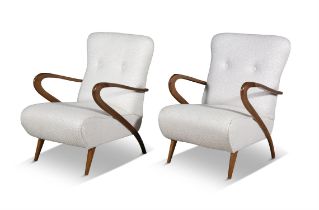 ARMCHAIRS A pair of armchairs attrib. to Paolo Buffa upholstered in boucle. Italy, c.1950.