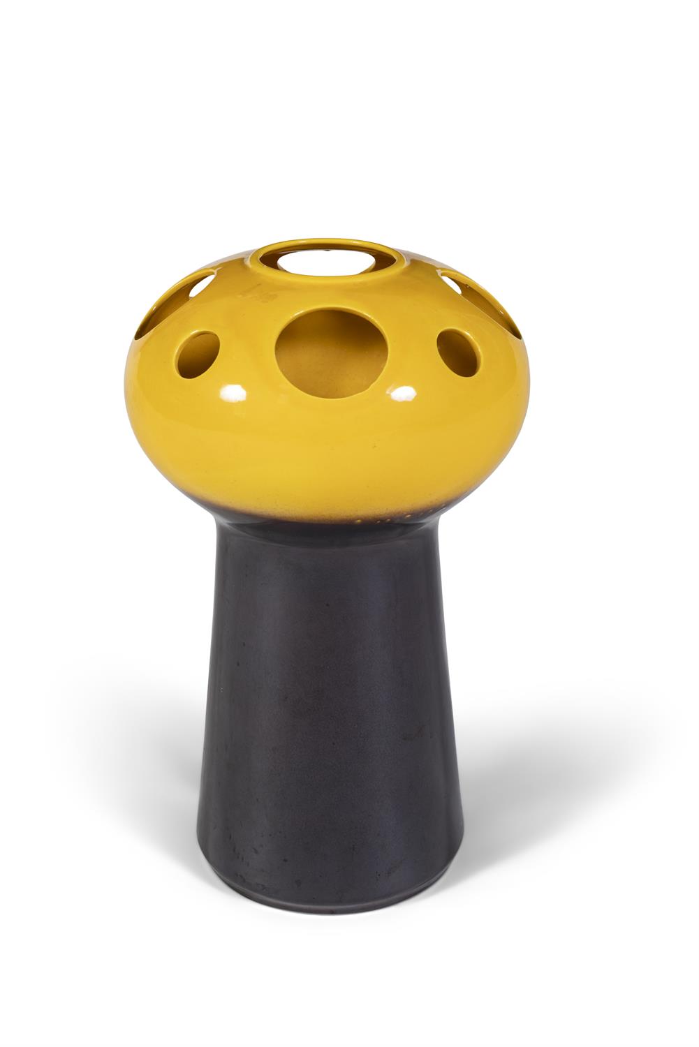 VASE A yellow and black ceramic vase. - Image 2 of 6