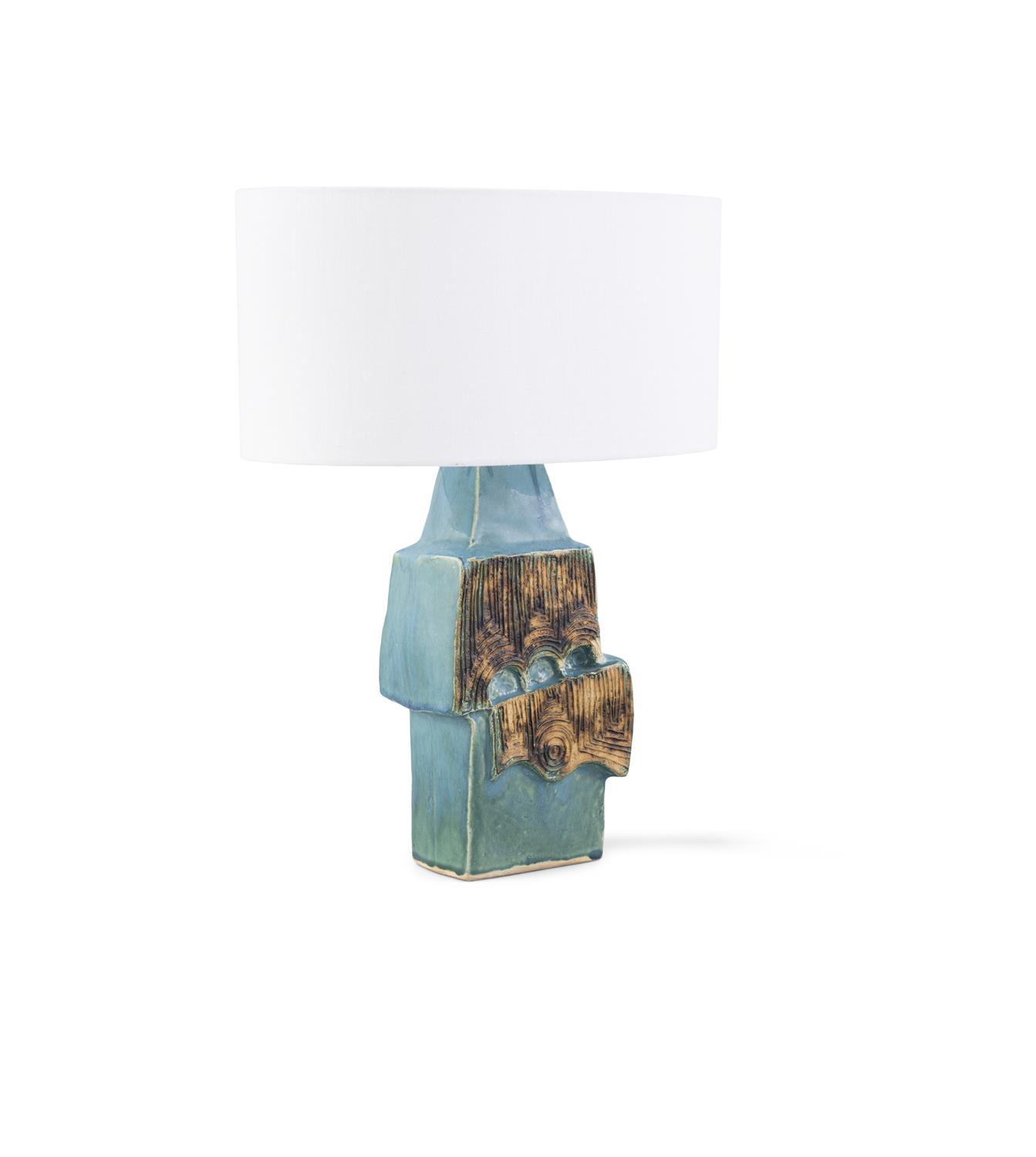 LAMP A glazed ceramic table lamp attributed to Bernard Rooke. UK, c.1960. 40cm(h) - Bild 2 aus 4