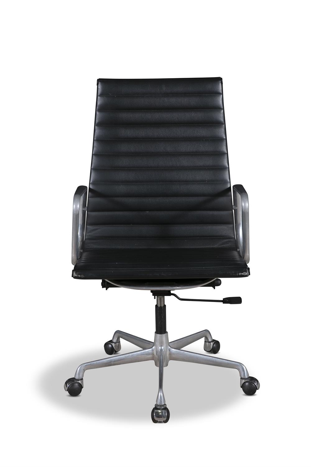 EAMES EA119 chair by Eames, produced by ICF, with maker's label. 59 x 60 x 102.5cm(h) - Image 2 of 6