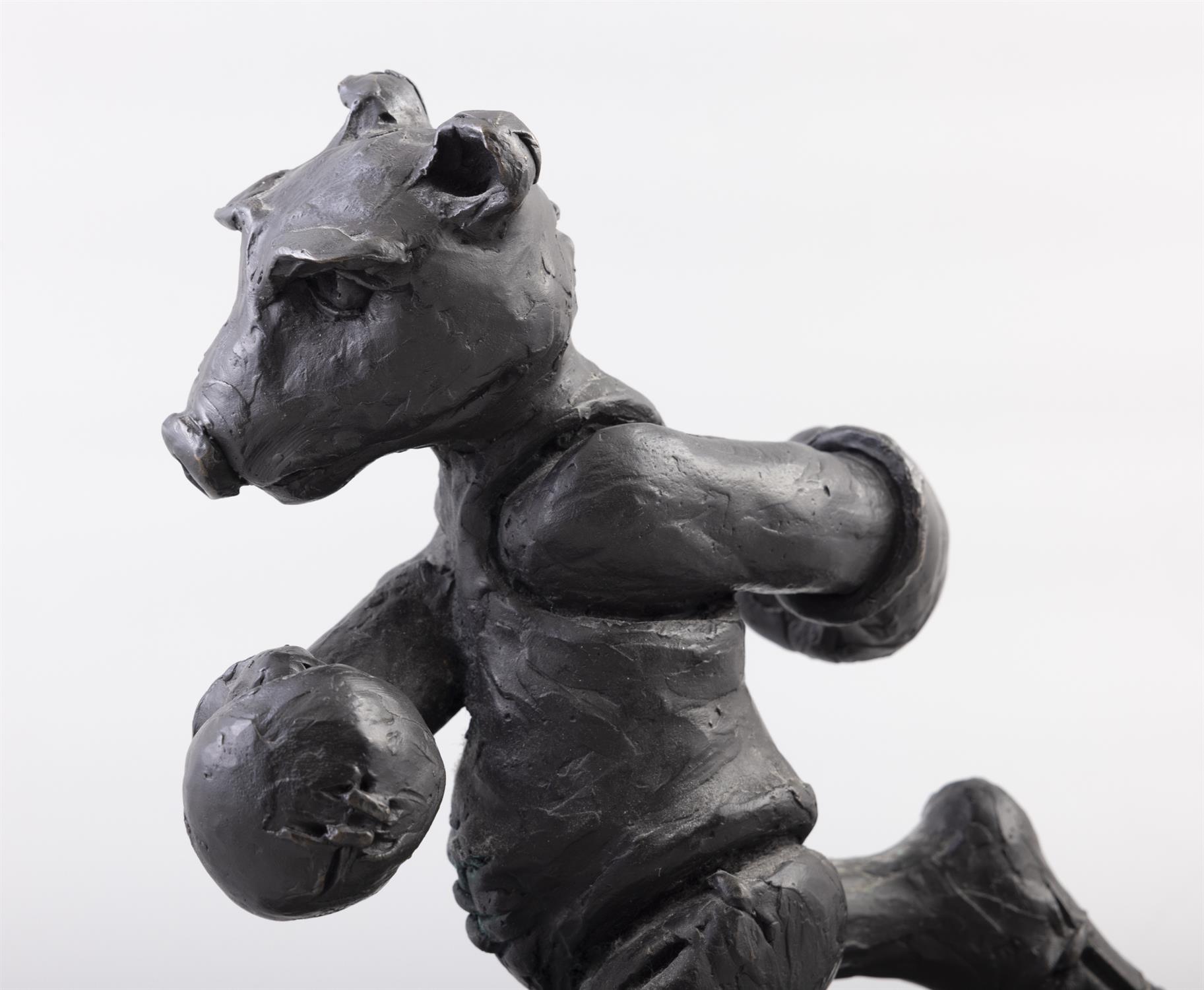 Patrick O'Reilly (b. 1957) Boxing Bear Bronze, 33 x 14 x 35cm (13 x 5½ x 13¾") Signed - Bild 4 aus 5