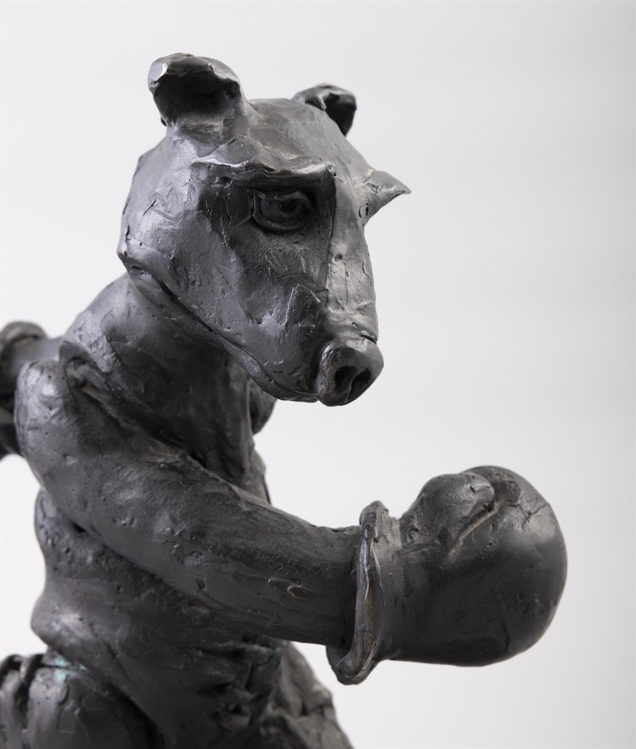 Patrick O'Reilly (b. 1957) Boxing Bear Bronze, 33 x 14 x 35cm (13 x 5½ x 13¾") Signed - Bild 3 aus 5