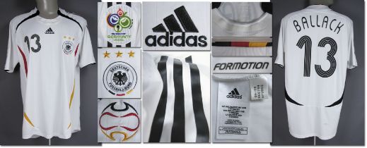 DFB - Trikot 2006 WM - Original match worn Spielertrikot von Deutschland mit der Rückennummer 13.