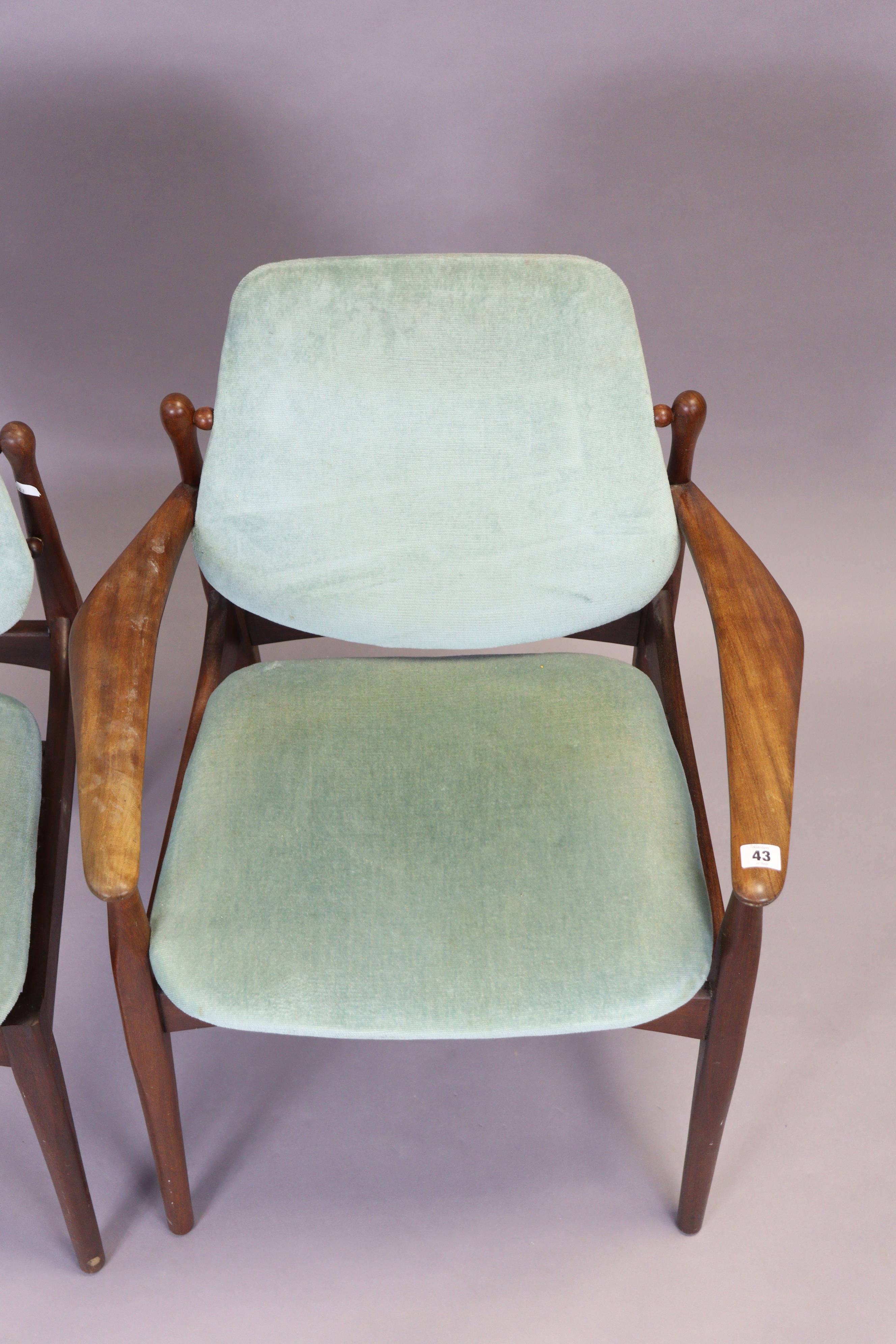 A mid-century teak carver chair having a padded seat & back upholstered blue velour, & on round tape - Image 4 of 7