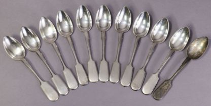 Eleven Russian (84 standard) Fiddle pattern teaspoons; St. Petersburg marks, 1908-26. (12½ oz).