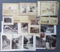 A collection of assorted late 19th/early 20th century photographs – all views of India, all loose.