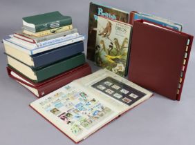 A large & comprehensive collection of bird-themed world stamps, including some scarce issue & high