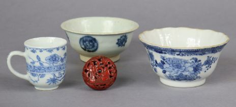 A late 18th century Chinese blue & white export porcelain shaped bowl, 12cm dia.; a ditto coffee