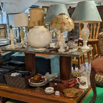 A 19th century rosewood small two-division tea caddy, 18.5cm wide; a 400-day mantel clock; six table