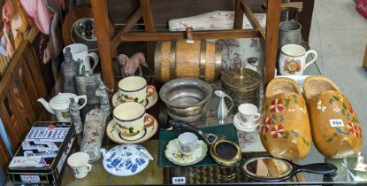 A brass-bound oak spirit barrel, 21cm wide; a silver-plated coaster; & sundry other items.