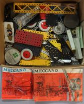 Various items of loose Meccano, and two ditto instruction booklets.