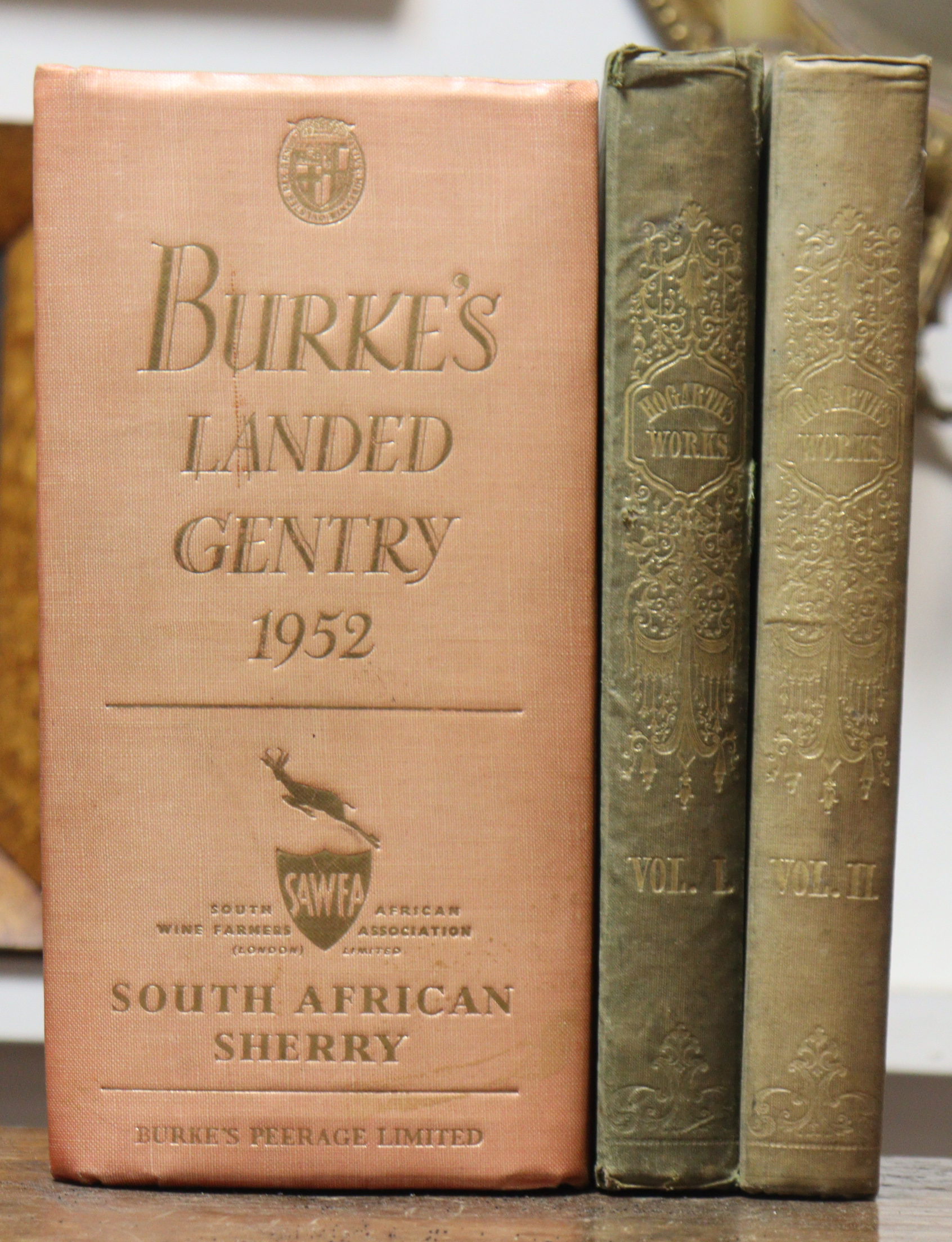 “Hogarth’s Works”, vols I & II; & “Burke’s Landed Gentry”, 1952 South African Wine Farmers’ - Image 5 of 5