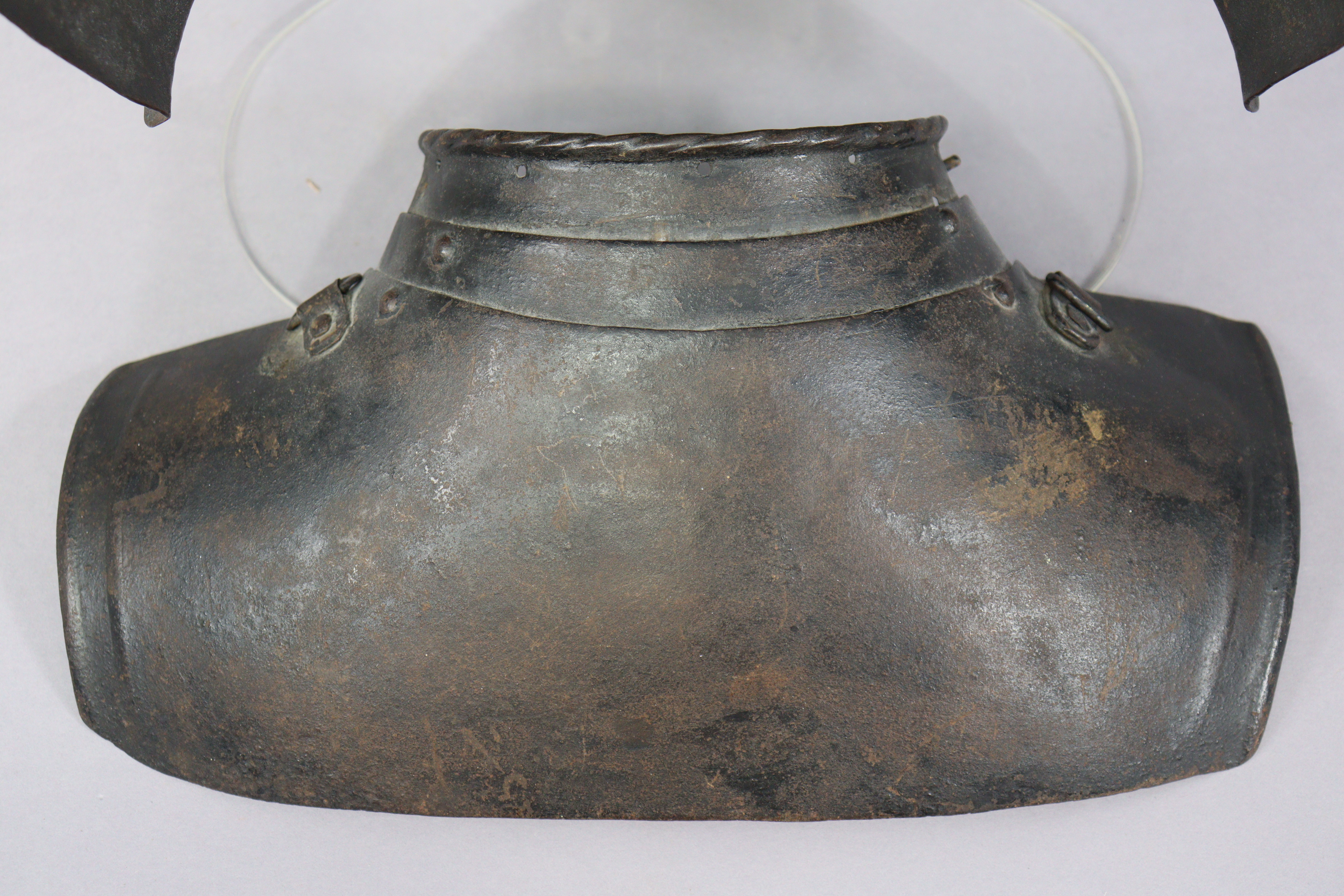 An English Civil War period lobster-tail steel helmet & breastplate, the pot helmet of typical form, - Image 10 of 11