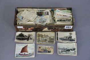 Various loose cigarette cards.