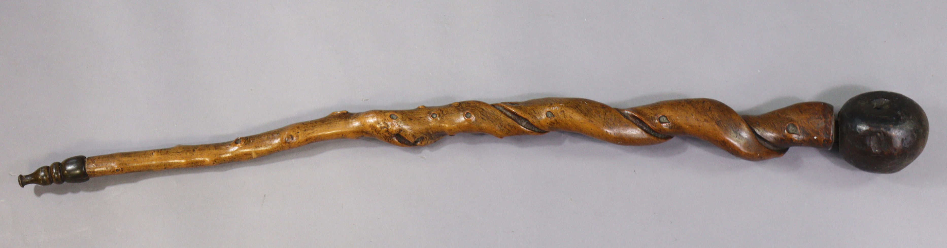 A vintage eastern hawthorn opium pipe with bronzed fittings, 77cm long; a treen ditto, 105cm long; & - Image 2 of 11