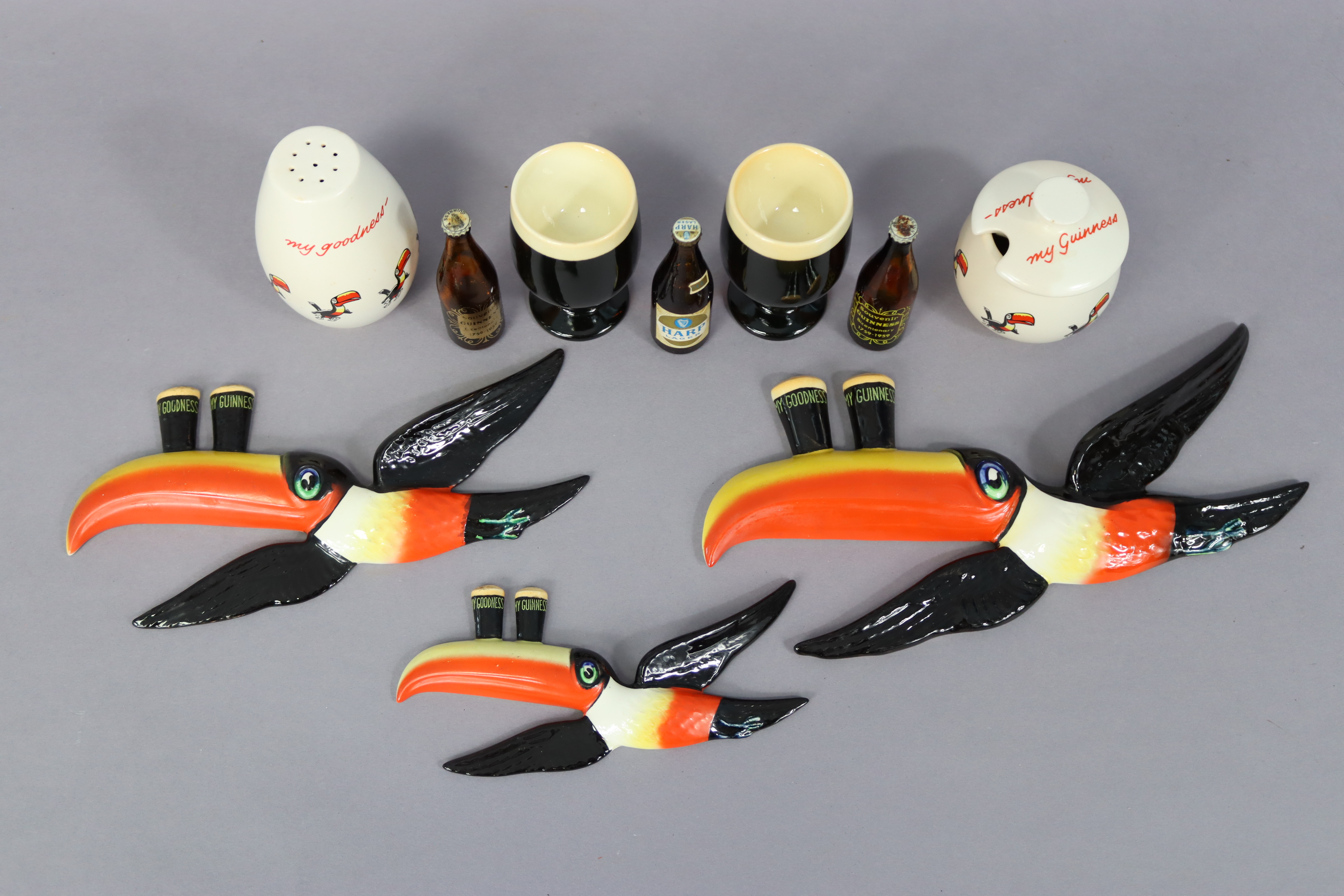 A set of three carlton ware “Guiness” graduated toucan wall ornaments (the largest waf), two - Image 2 of 4