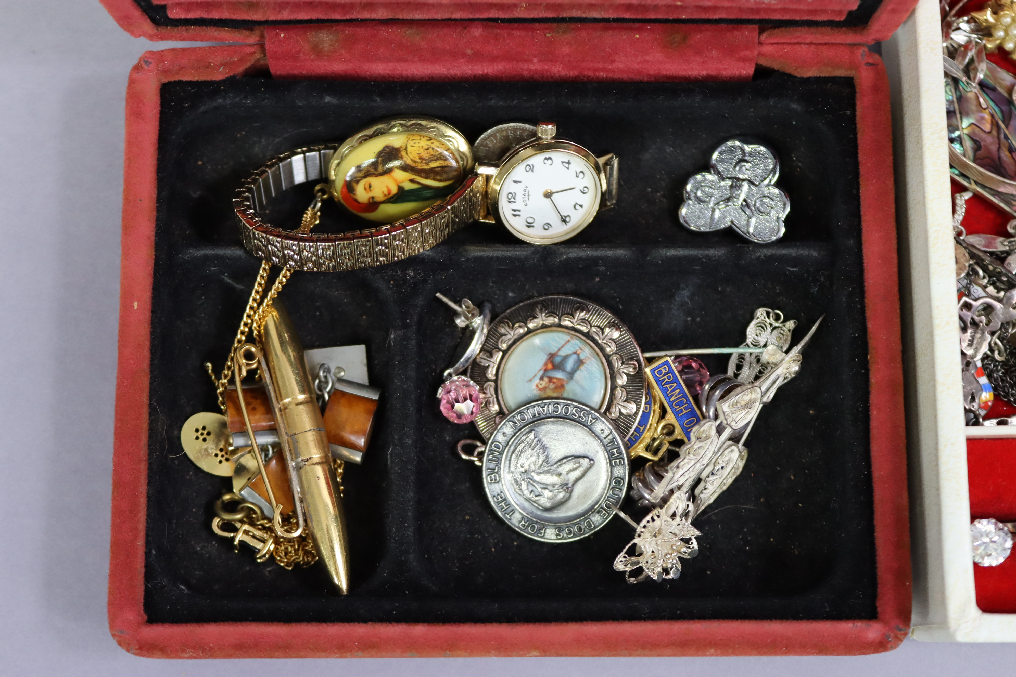 Four silver dress rings; a silver brooch; four ladies’ wristwatches; & various items of costume - Image 2 of 4