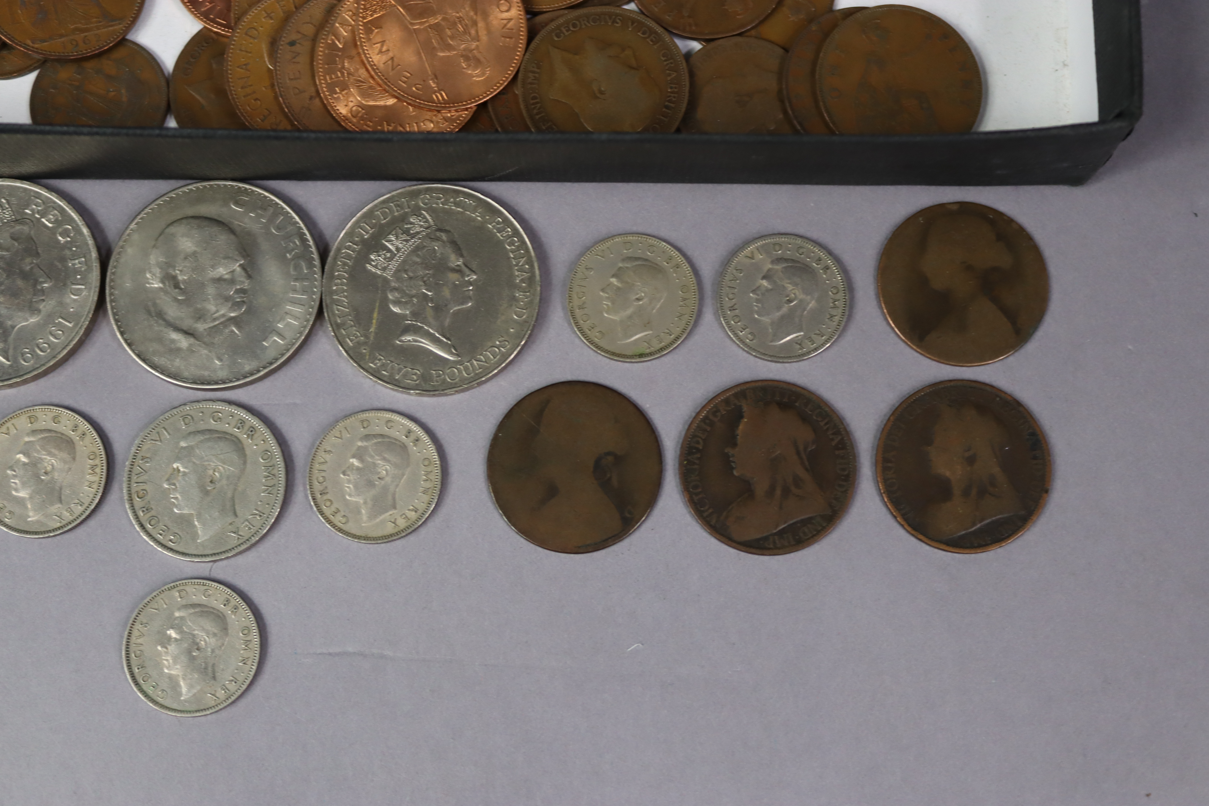 Two £5 crowns, 1996 & 2000; a Churchill crown; & a small quantity of cupro-nickel & bronze coins. - Image 4 of 4