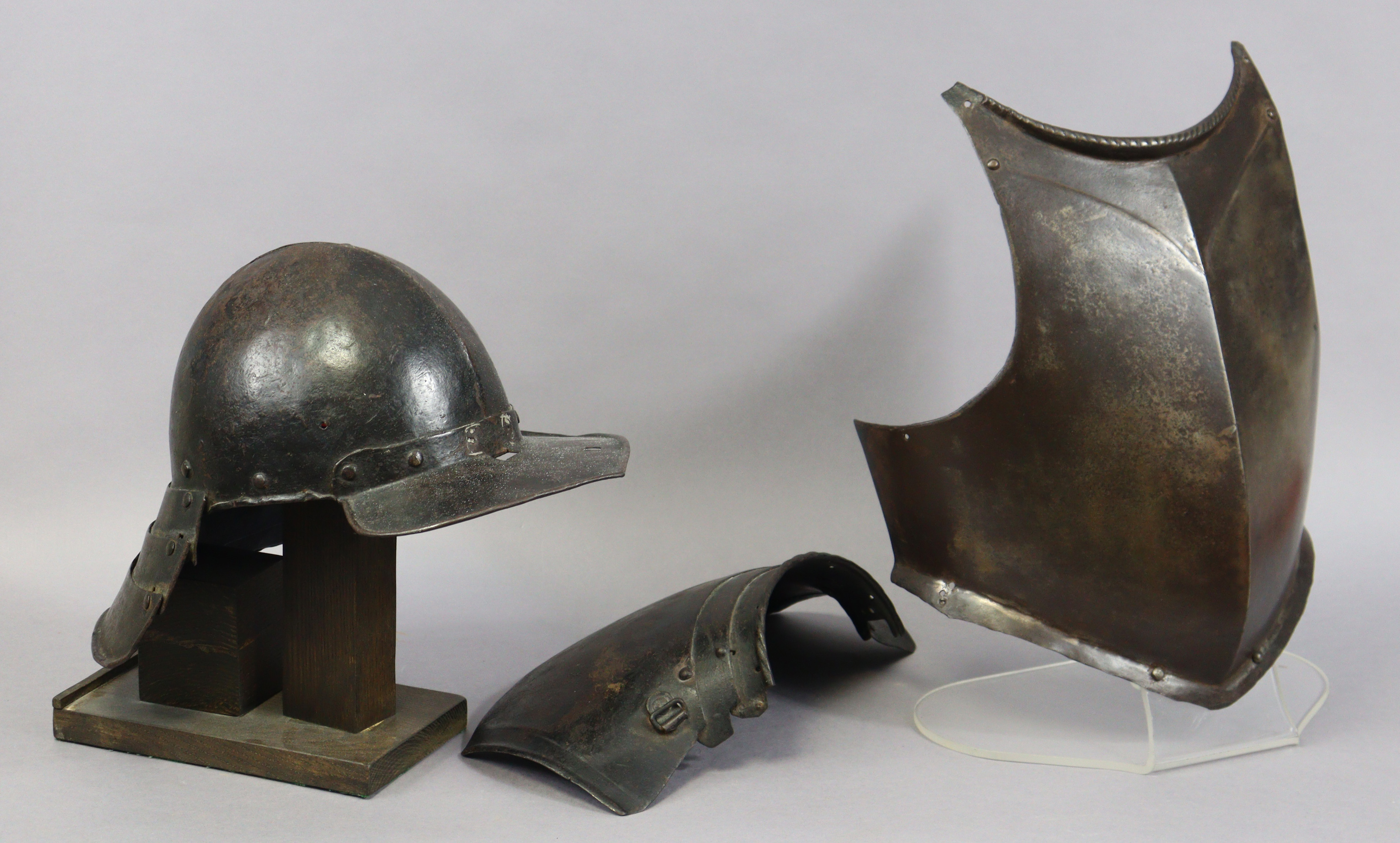 An English Civil War period lobster-tail steel helmet & breastplate, the pot helmet of typical form, - Image 2 of 11