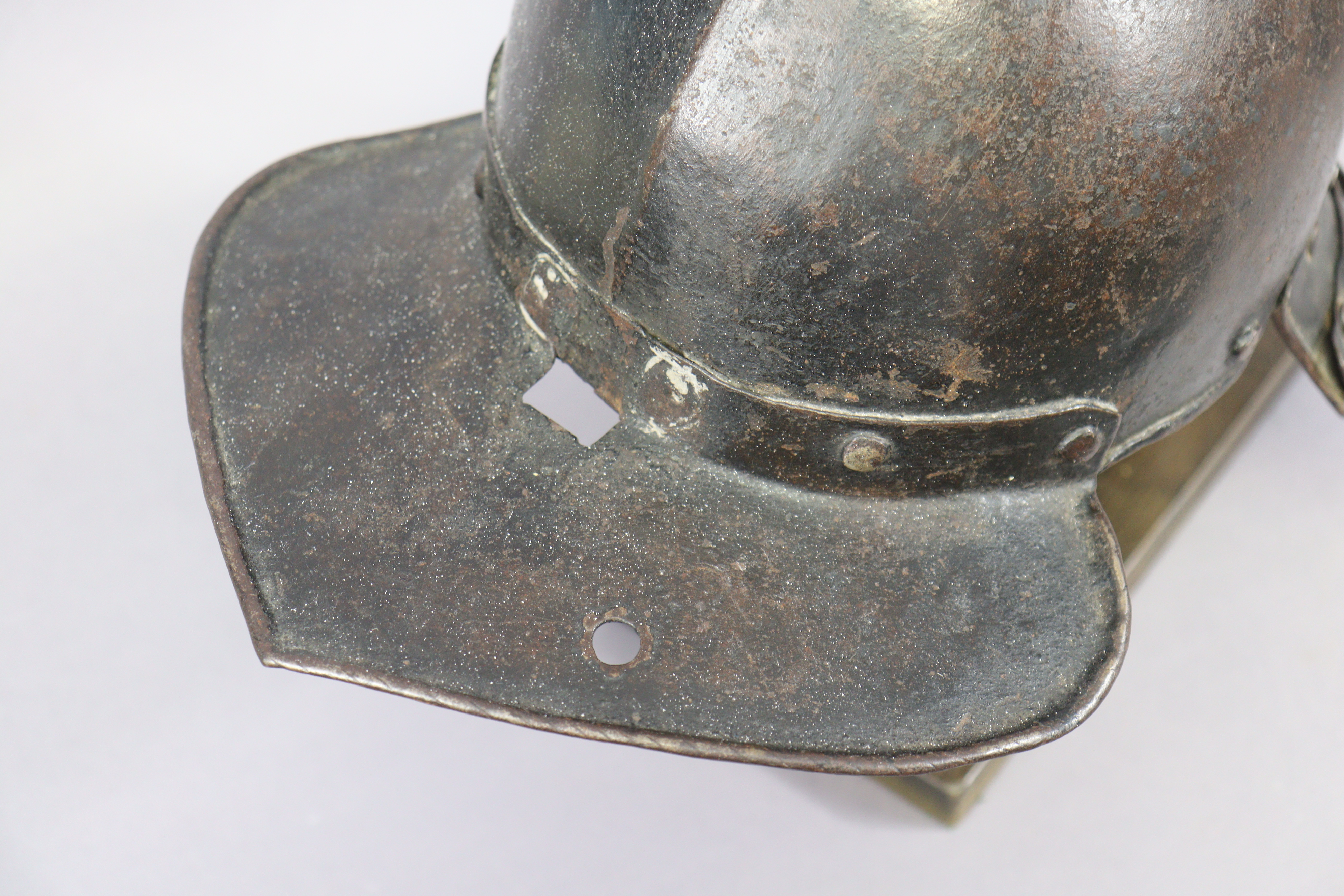 An English Civil War period lobster-tail steel helmet & breastplate, the pot helmet of typical form, - Image 6 of 11
