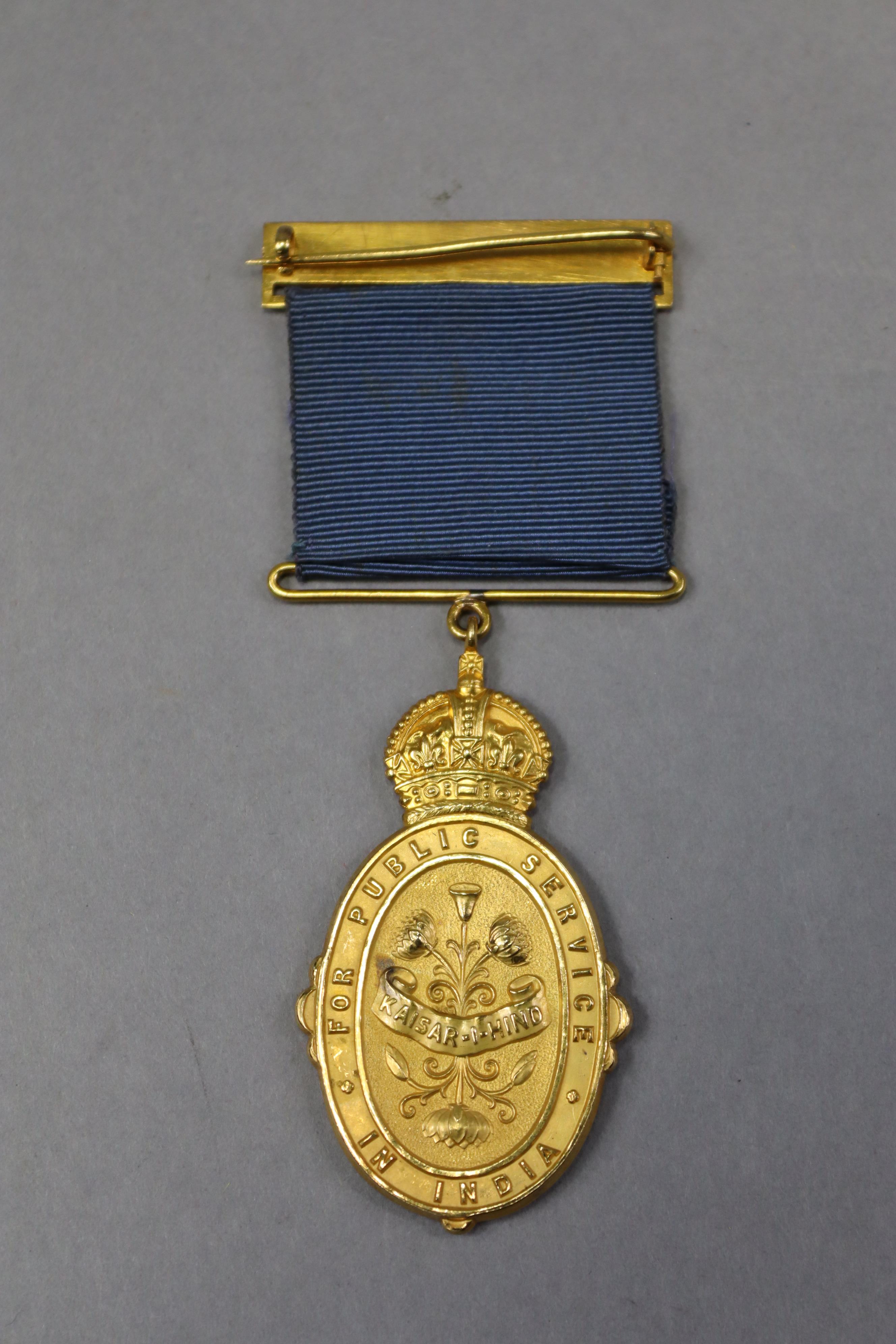 THE KAISAR-I-HIND GOLD MEDAL, 1st class, for Public Service in India, George V, mounted for wearing, - Image 4 of 4