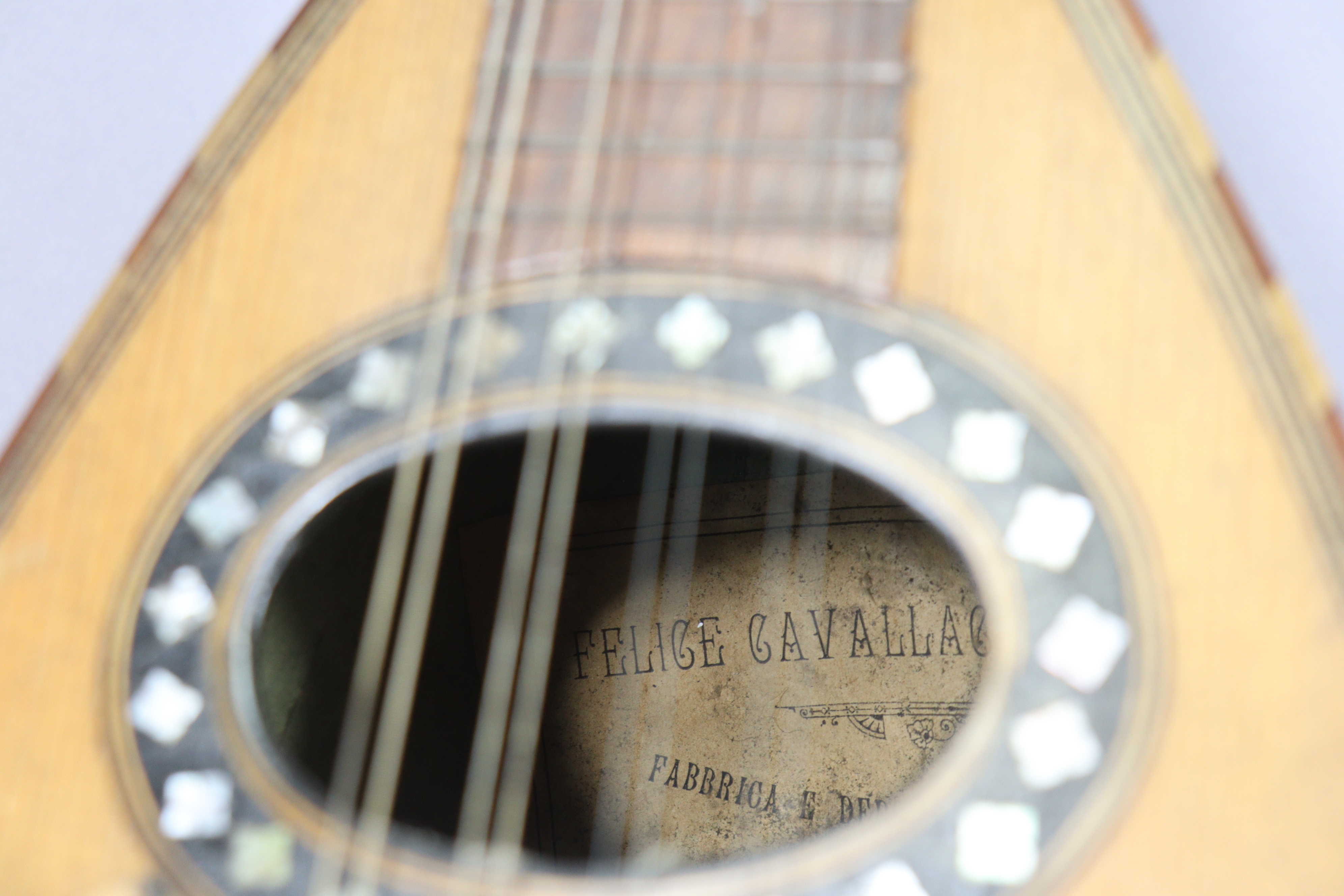 An Italian mandolin, 61cm long. - Image 3 of 7