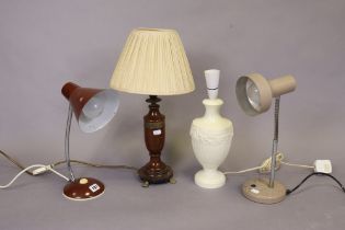 Various decorative pictures; a battery-operated mantel clock; a table lamp; & sundry other items.