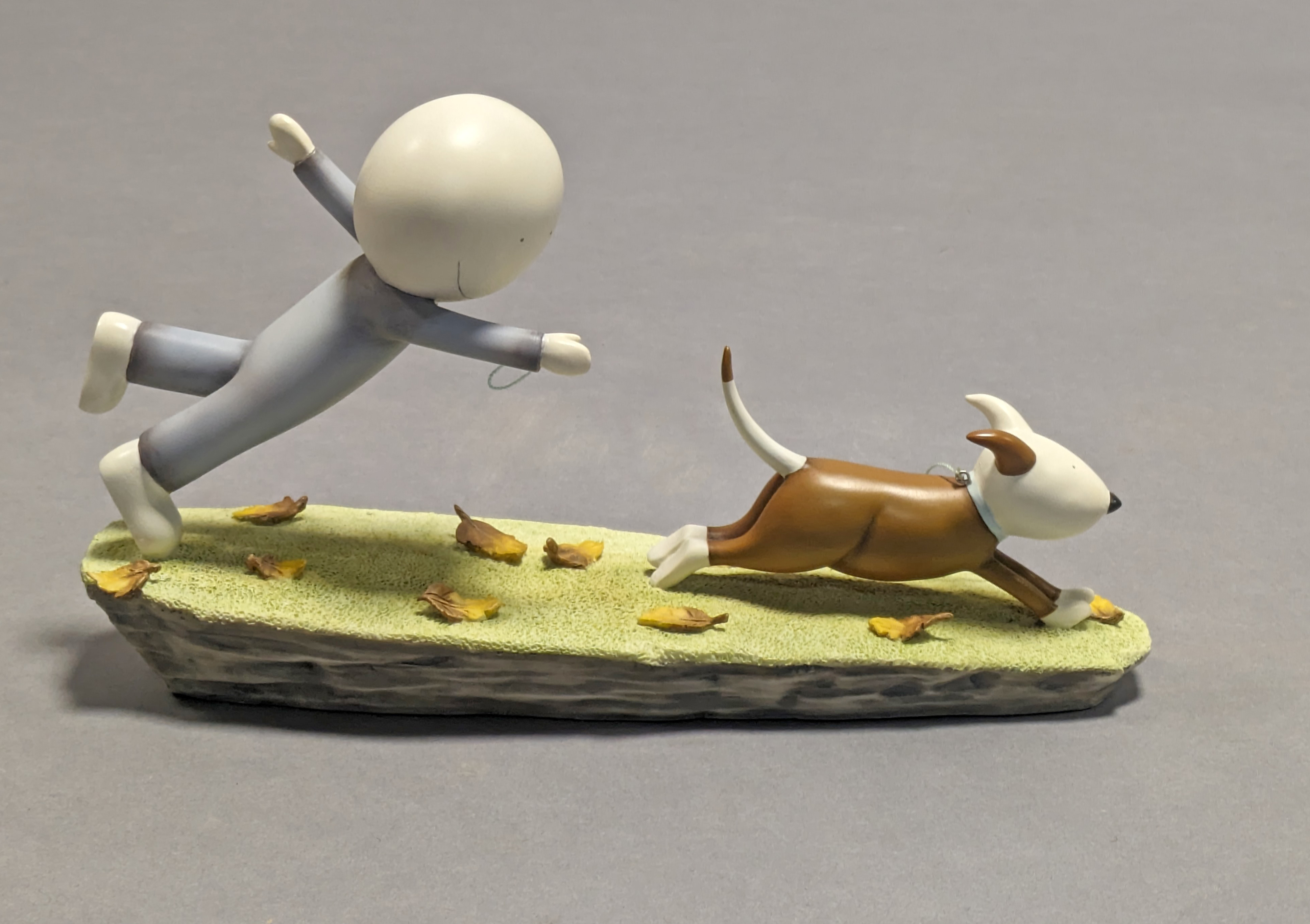 A Doug Hyde limited edition sculpture “Catch Me If You Can”, signed & numbered 361/495, 25cm long x - Image 4 of 5