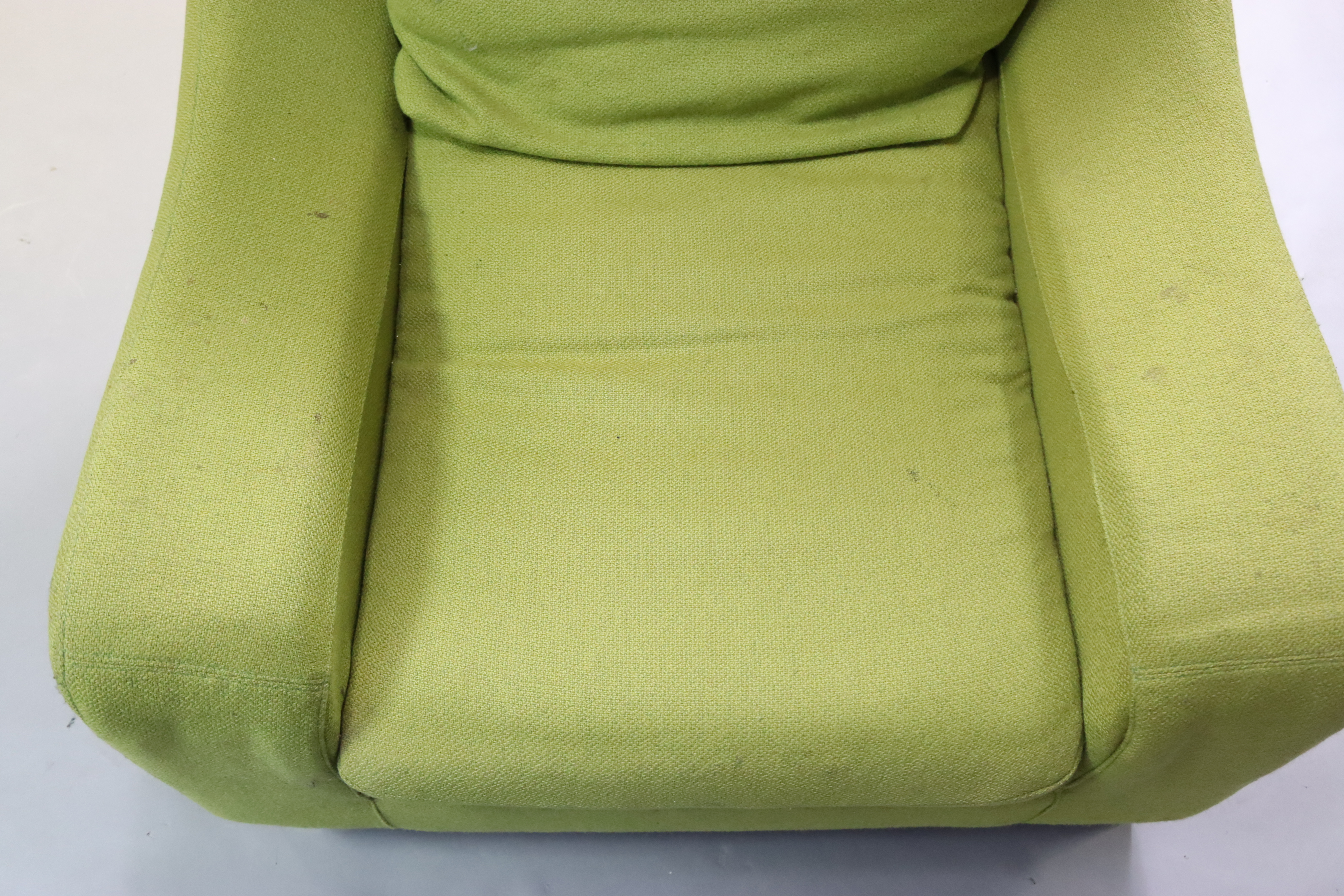 A modern Heals-style large armchair with loose cushion to the seat & back upholstered pale green - Image 5 of 8