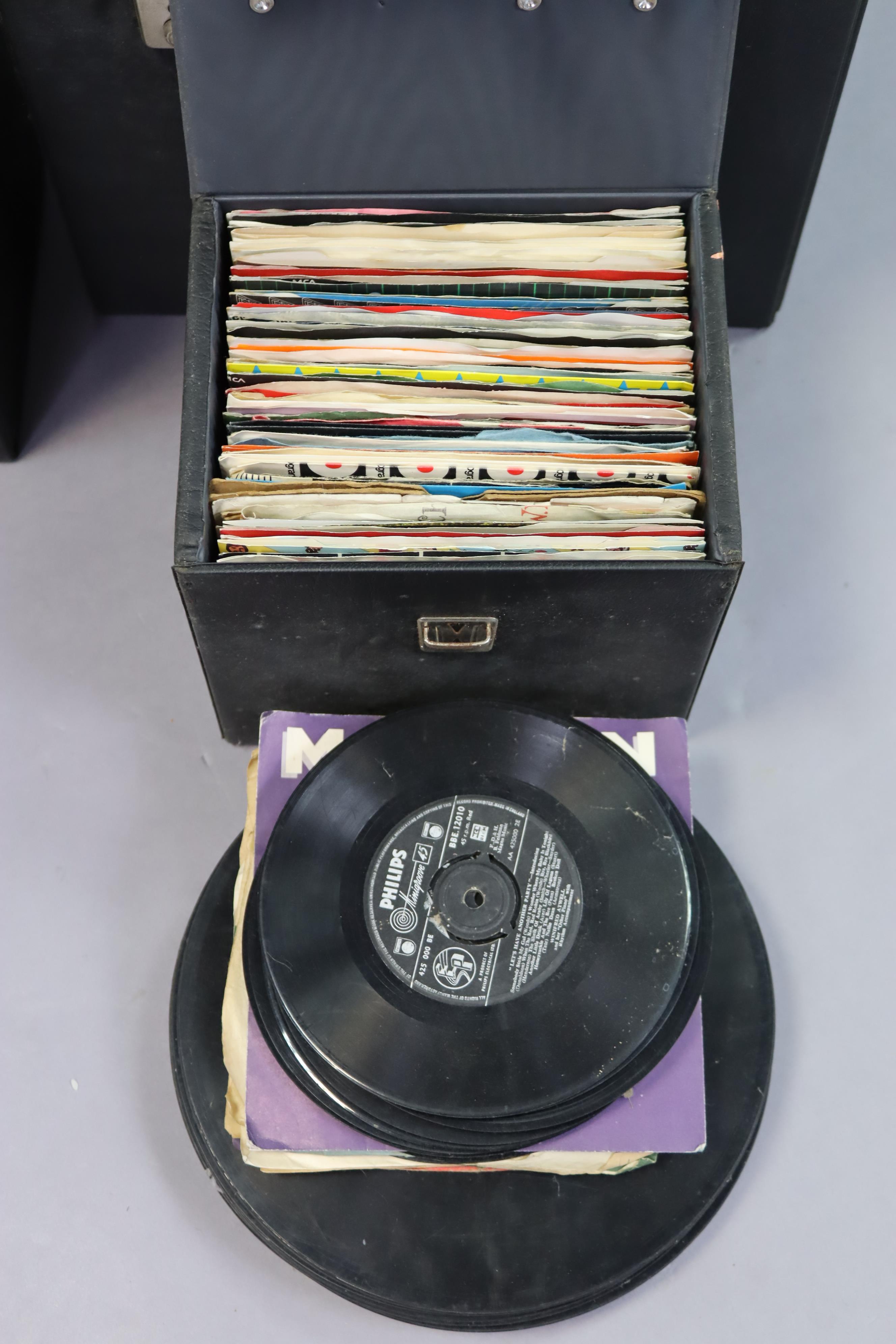 Approximately one hundred various records – pop, classical, etc. - Image 6 of 6