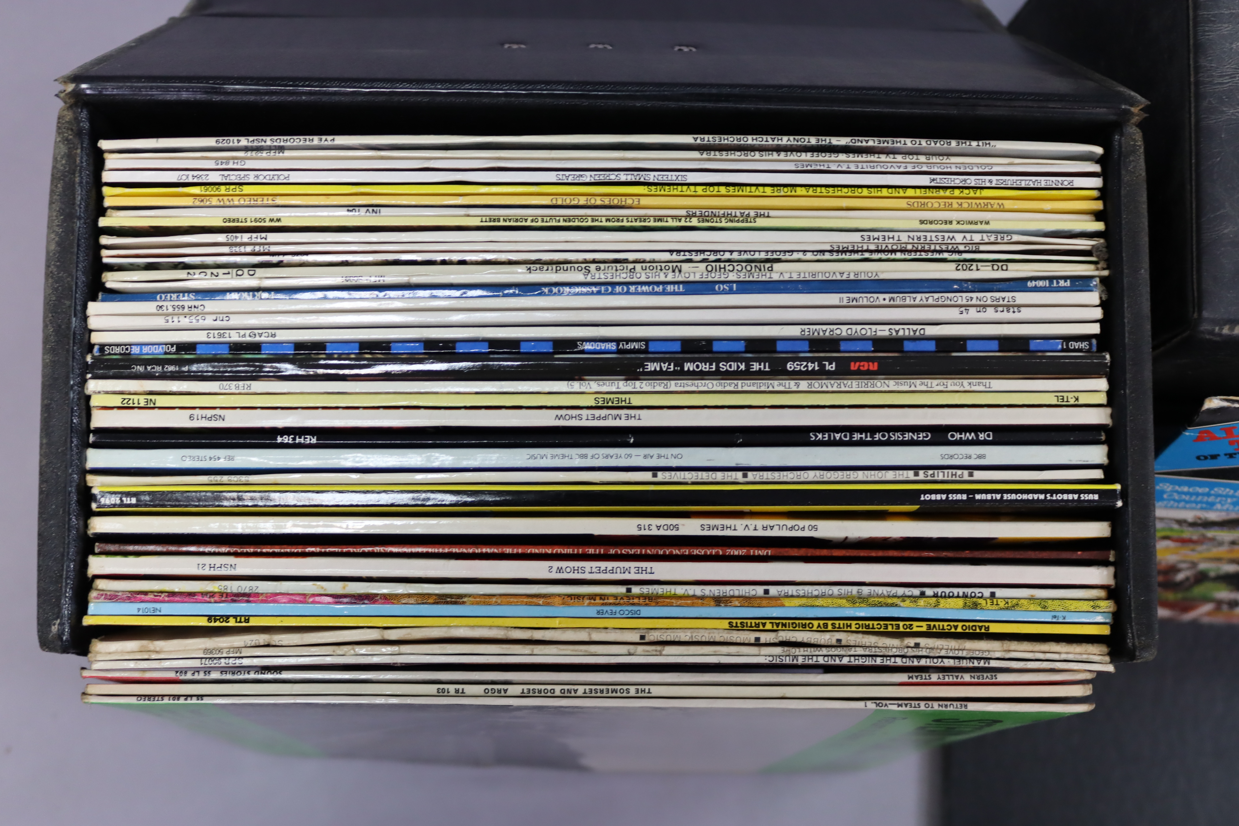 Approximately one hundred various records – pop, classical, etc. - Image 3 of 6
