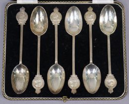 *Amended photos* A set of six George V silver teaspoons commemorating the silver jubilee of George V